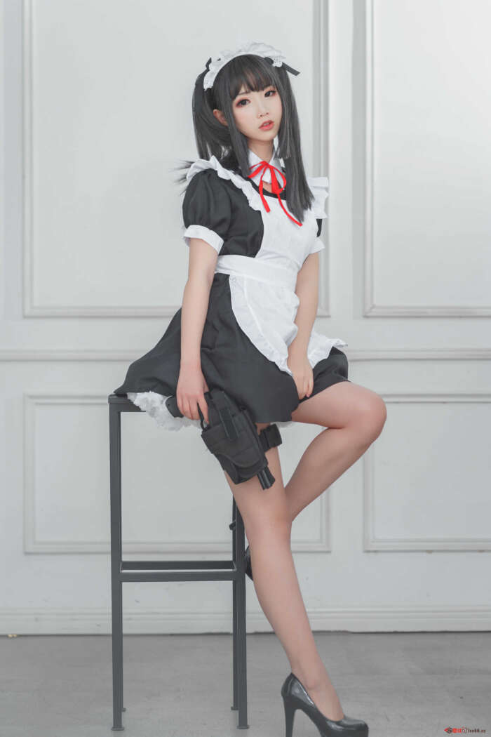 面饼仙儿 NO.062 左轮女仆 [15P-124MB]