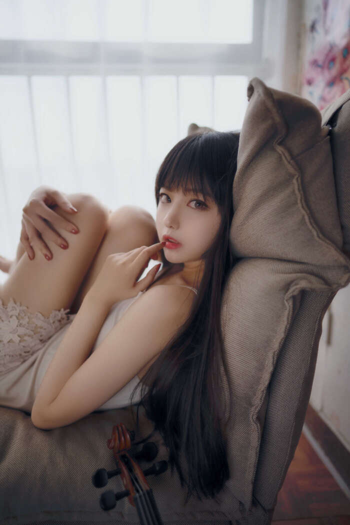 Shika小鹿鹿 NO.034 写真01 长发姑娘 [21P-201MB]
