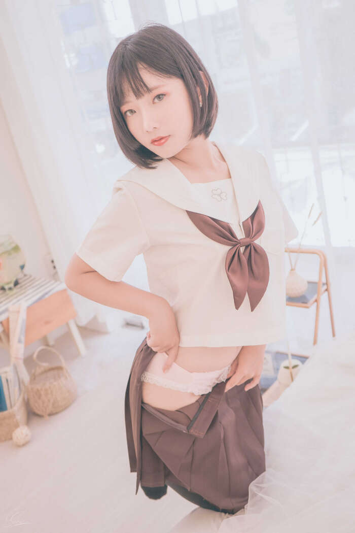 Messie Huang – NO.07 Birthday Seifuku [20P-63MB]