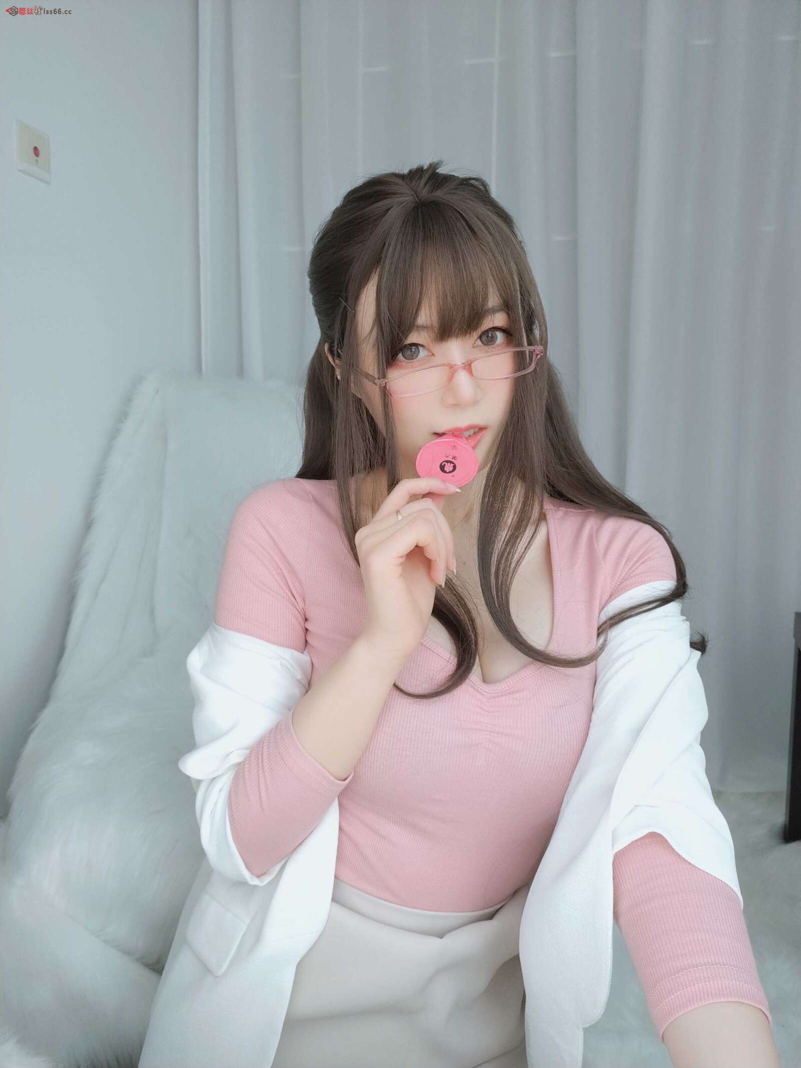 https://www.lss77.com/wp-content/uploads/2021/07/R-53-34-1600x2134.jpg