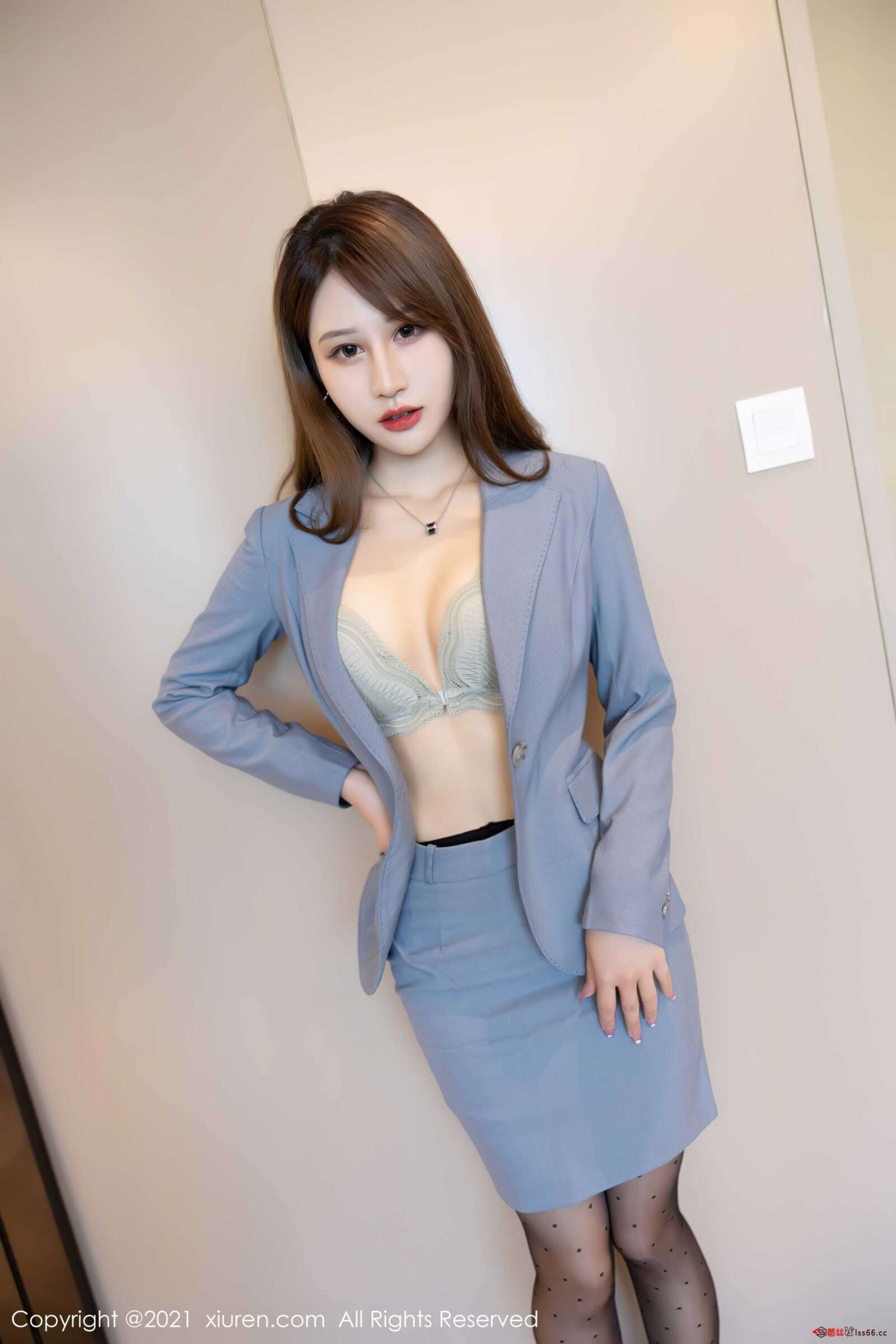 https://www.lss77.com/wp-content/uploads/2021/12/0040-77-1600x2400.jpg