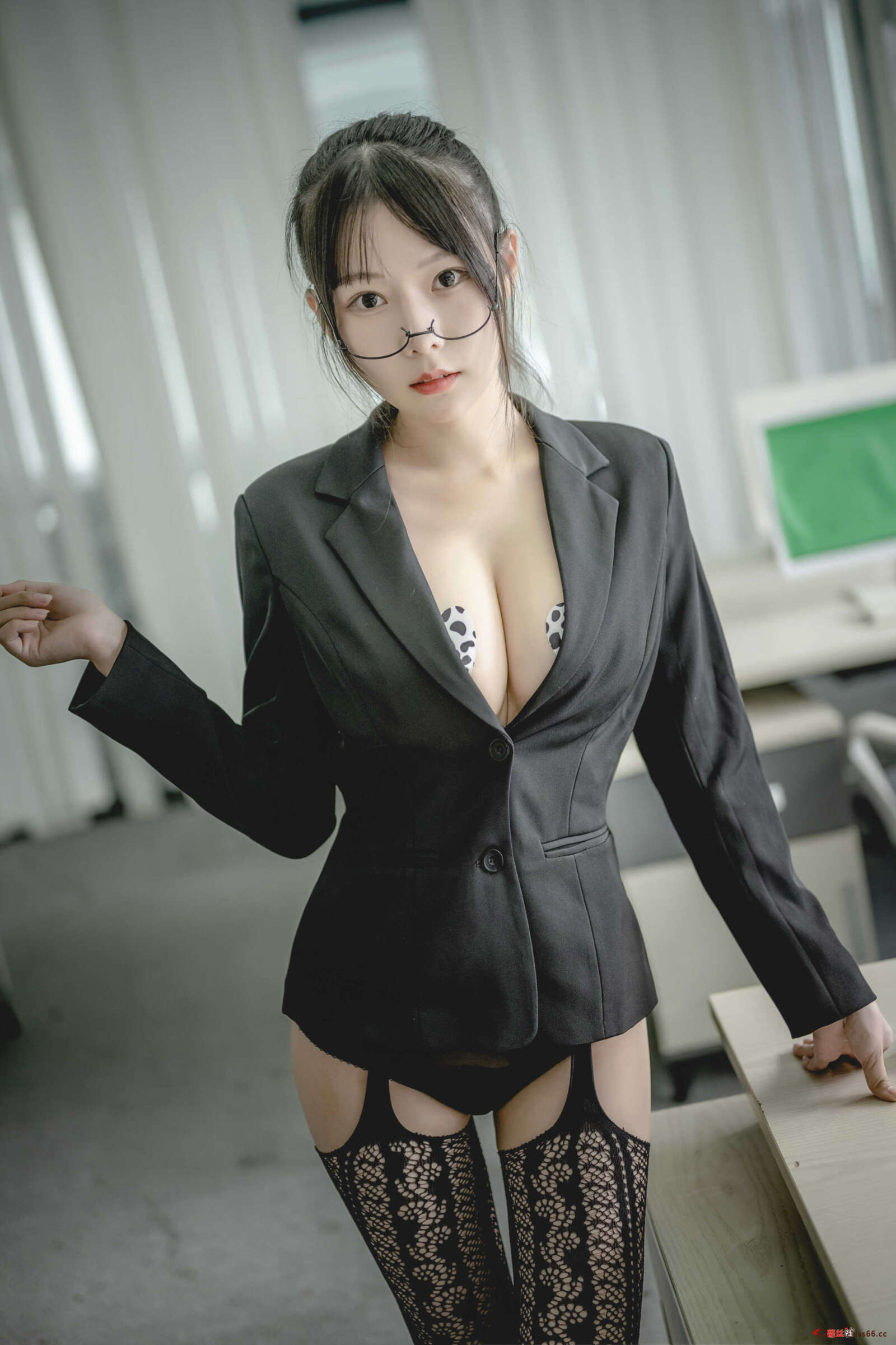 https://www.lss77.com/wp-content/uploads/2022/03/C-4-1600x2400.jpg