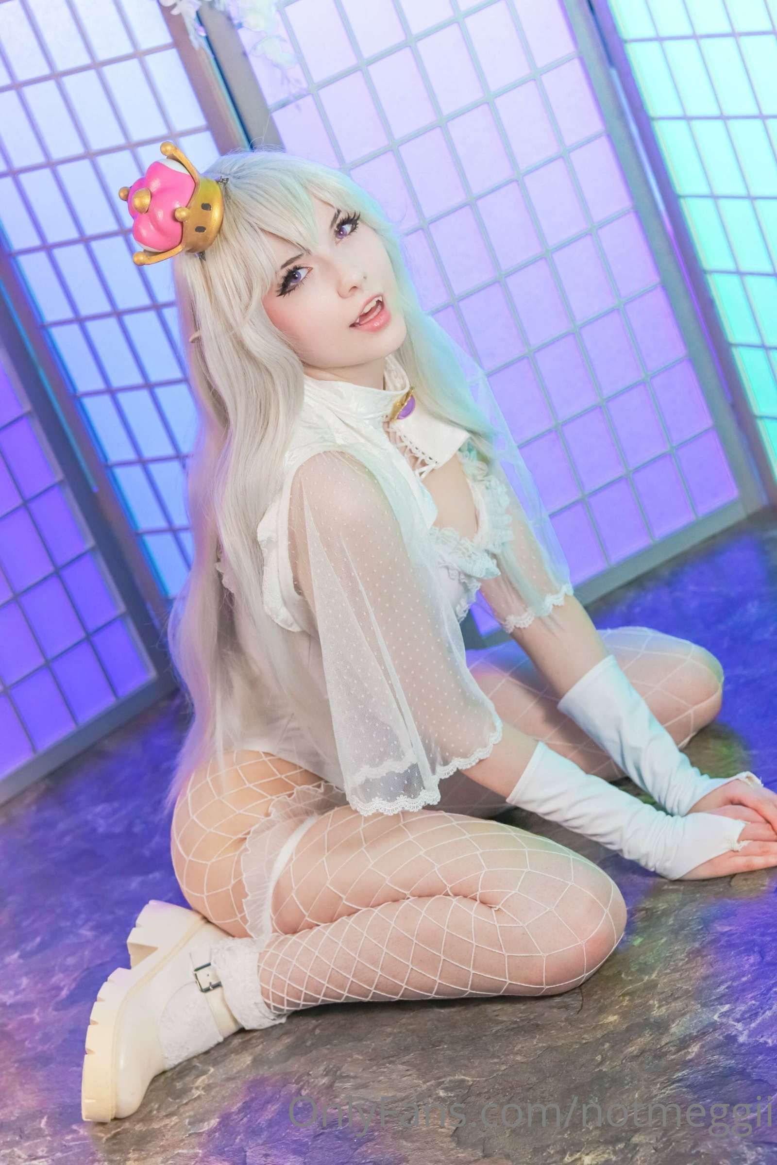 https://www.lss77.com/wp-content/uploads/2022/05/14_Meggii_Booette_14-1600x2400.jpg