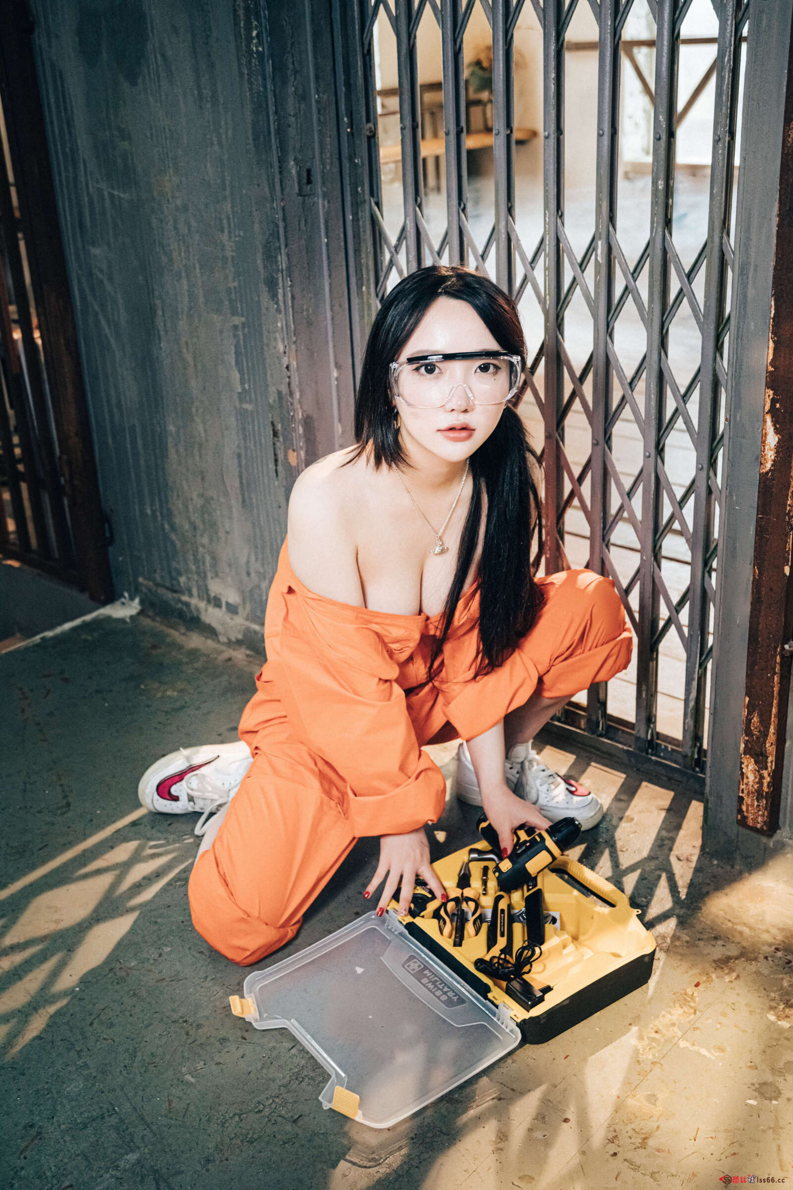 https://www.lss77.com/wp-content/uploads/2022/06/C-15-69-1600x2400.jpg