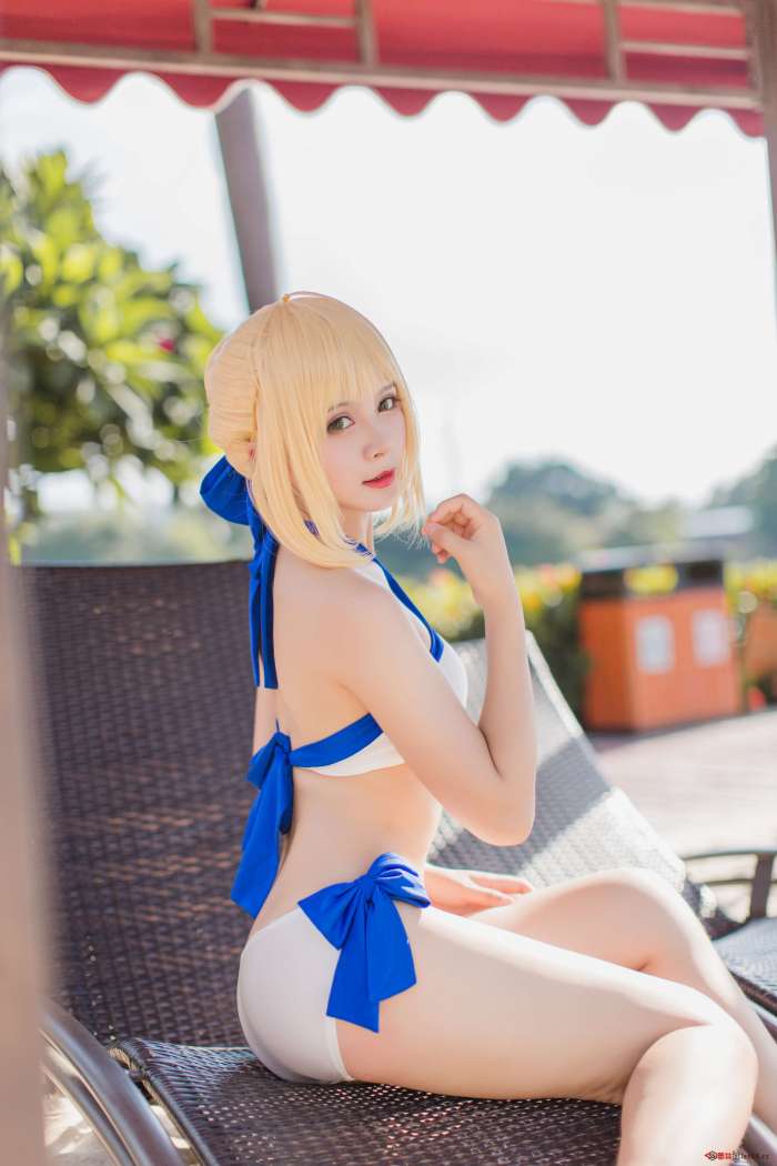 秋山AkI – 水着弓SABER [24P181MB]