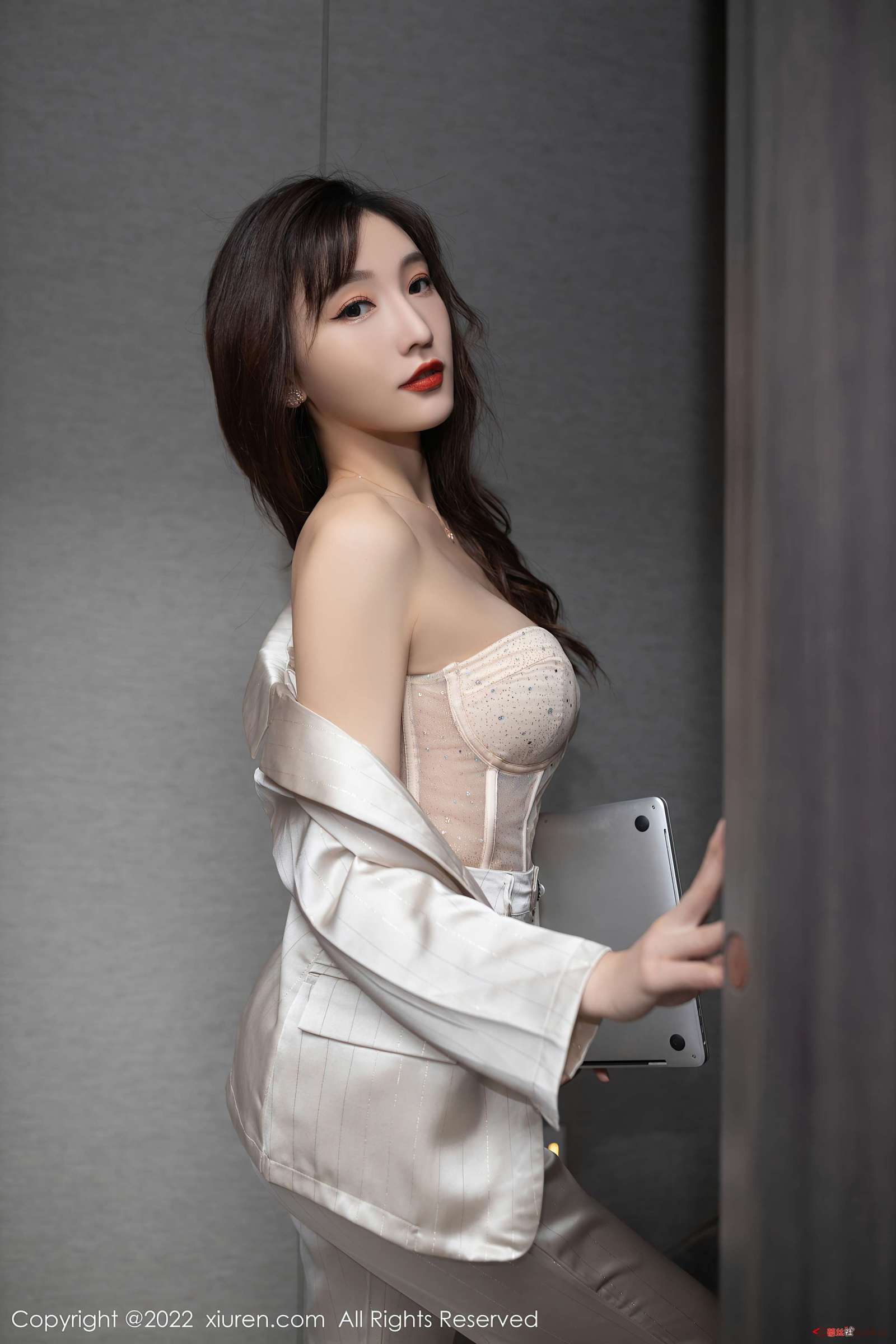 https://www.lss77.com/wp-content/uploads/2022/10/0015-189-1600x2400.jpg