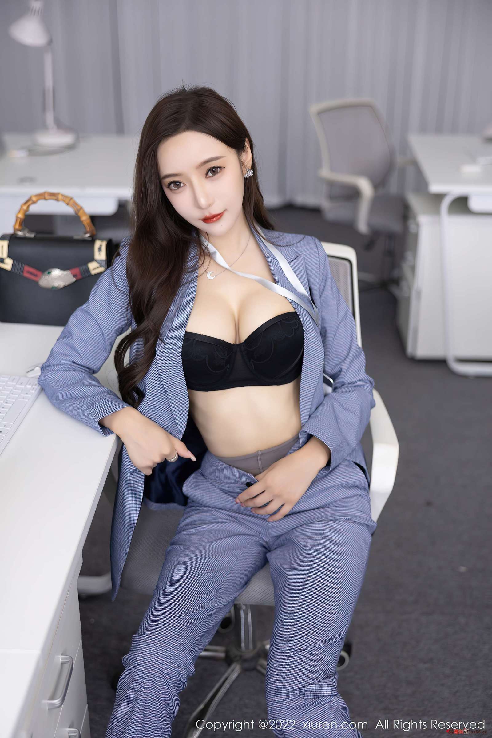 https://www.lss77.com/wp-content/uploads/2022/10/0027-241-1600x2400.jpg