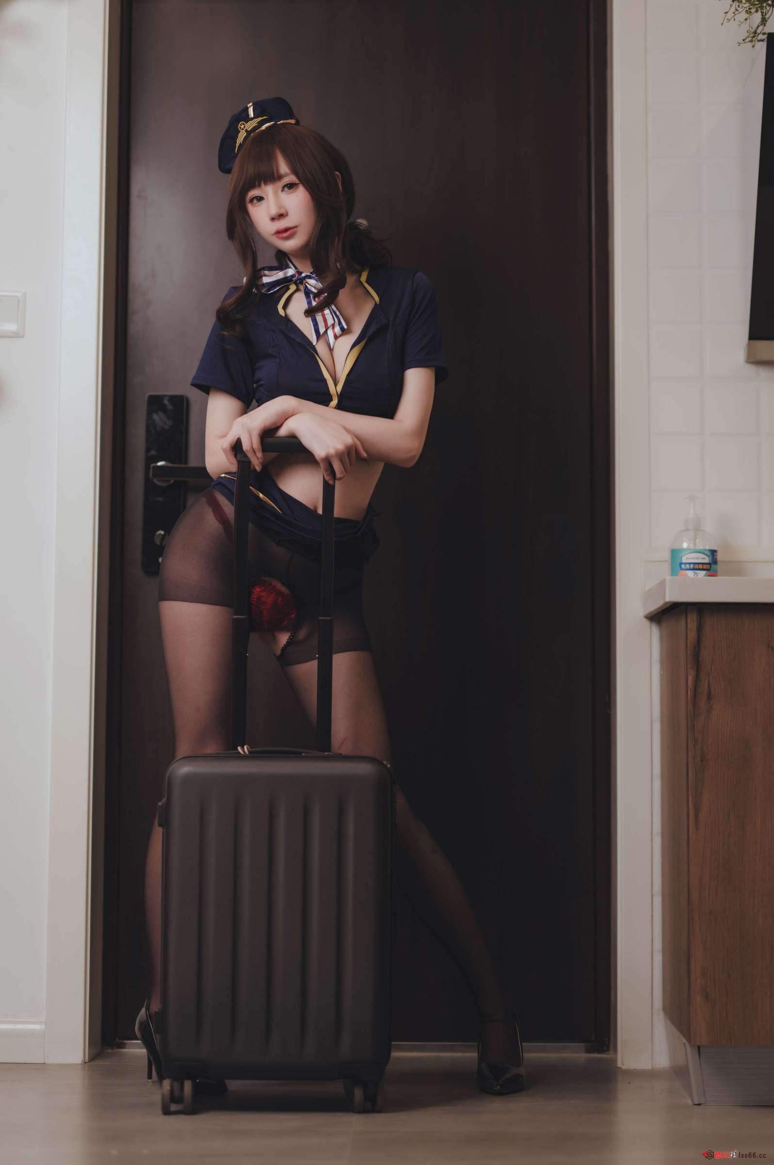 https://www.lss77.com/wp-content/uploads/2022/10/9-50-1596x2400.jpg