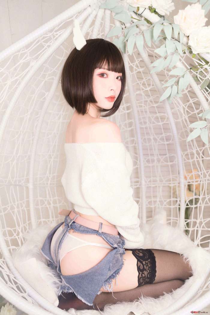 清水由乃 – 白色毛衣[32P1V309M]
