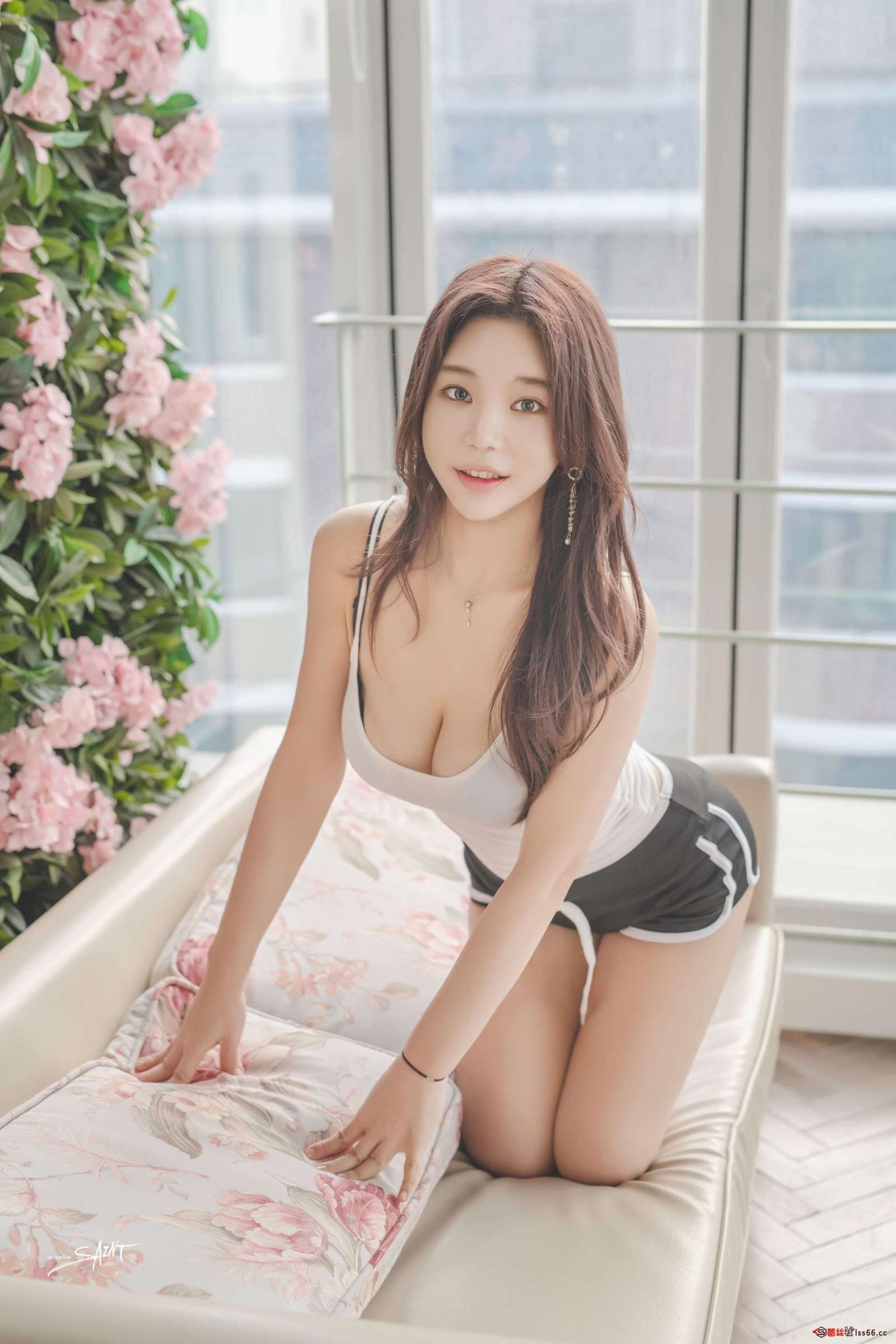 https://www.lss77.com/wp-content/uploads/2022/11/047-235-1600x2400.jpg