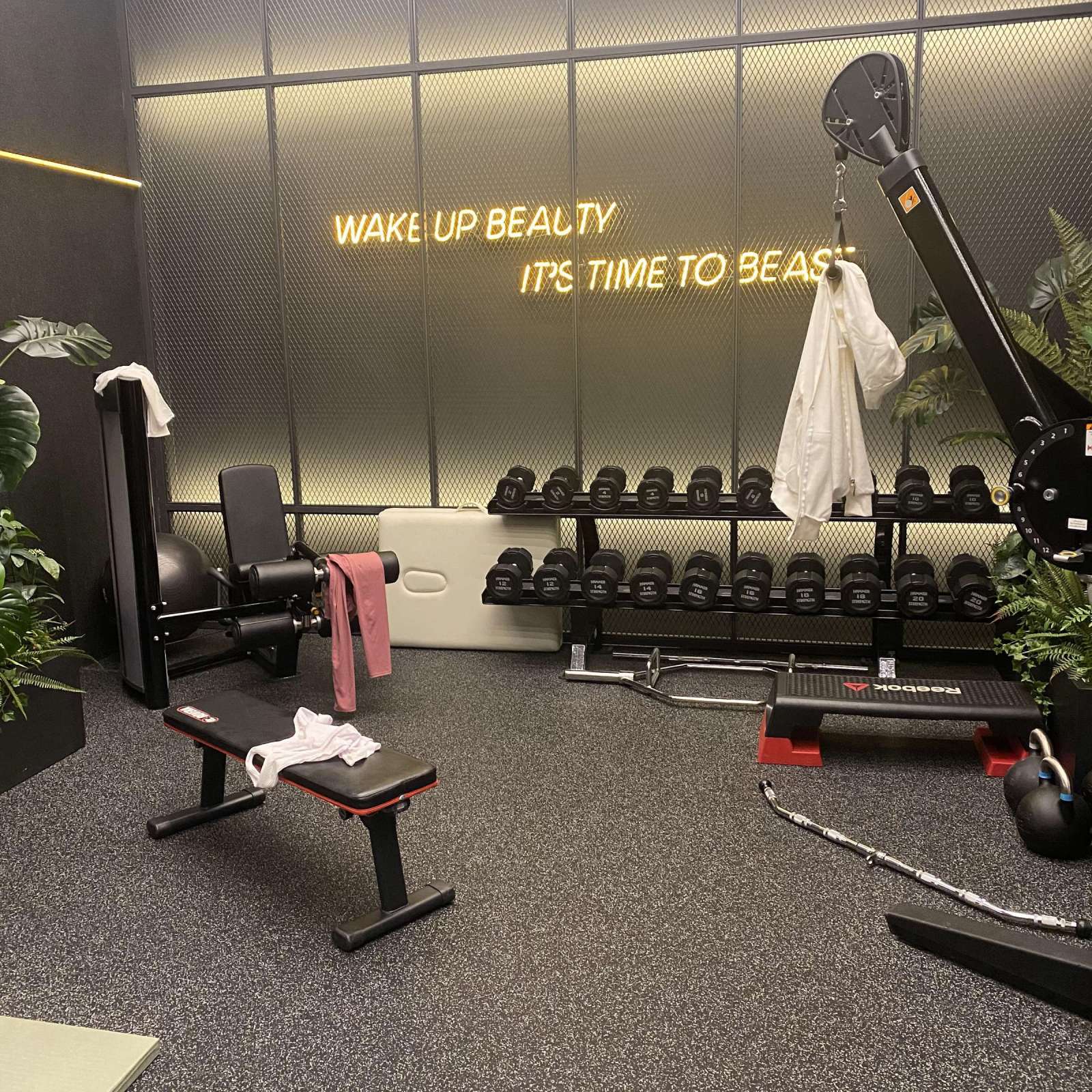https://www.lss77.com/wp-content/uploads/2022/11/055-34-1600x1600.jpg