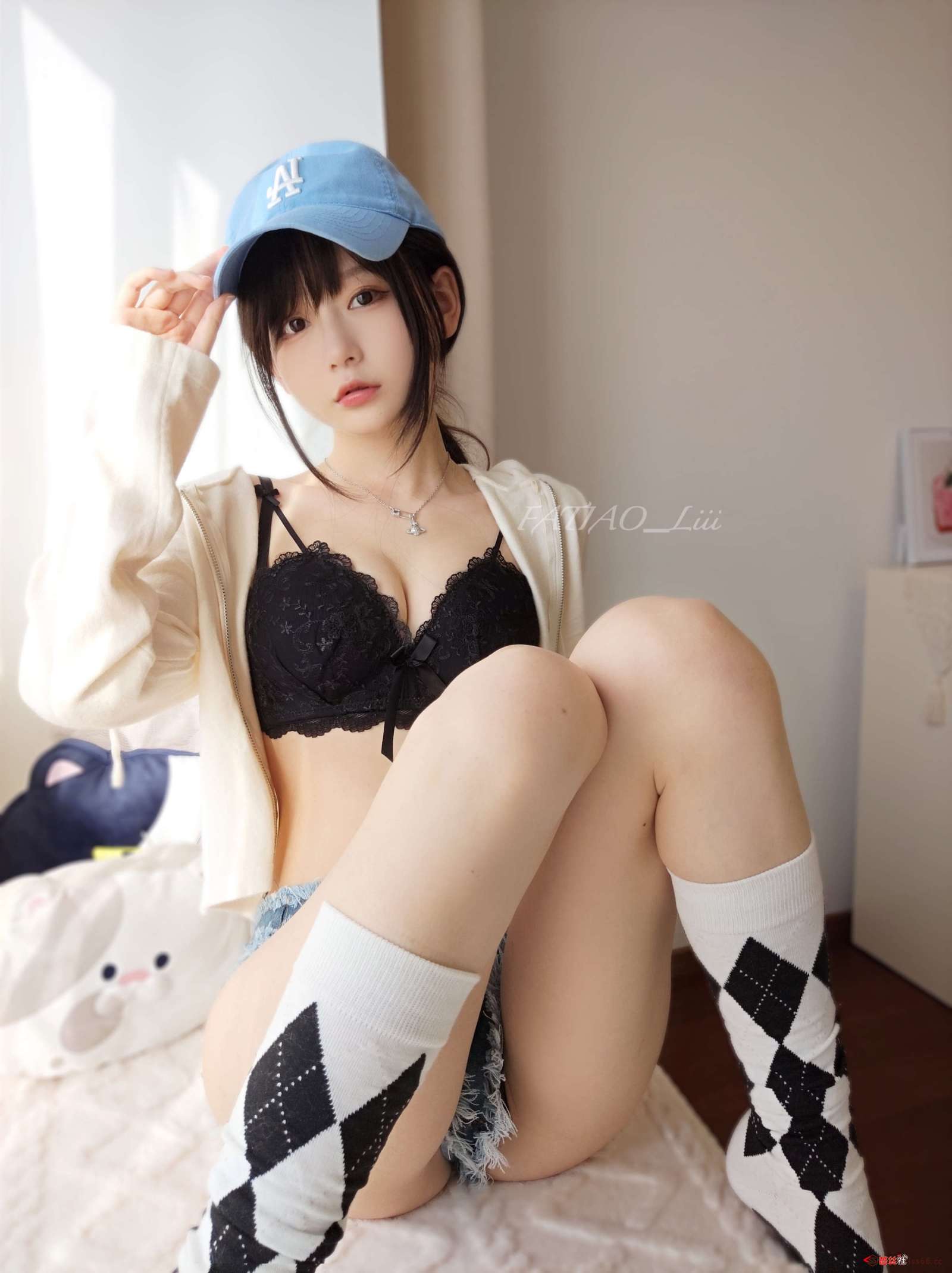 https://www.lss77.com/wp-content/uploads/2022/11/070-17-1600x2139.jpg