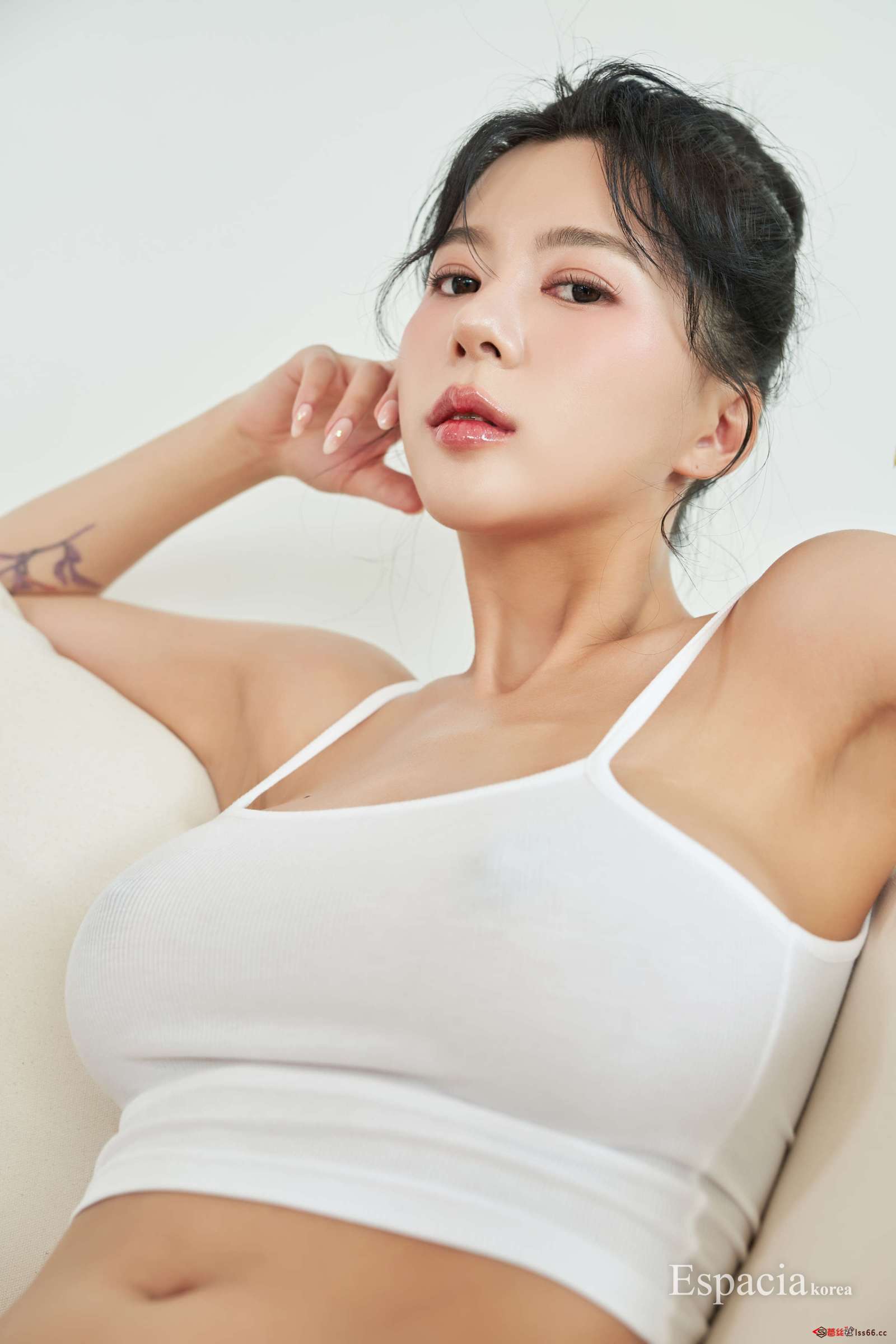https://www.lss77.com/wp-content/uploads/2022/12/0032-5-1600x2400.jpg