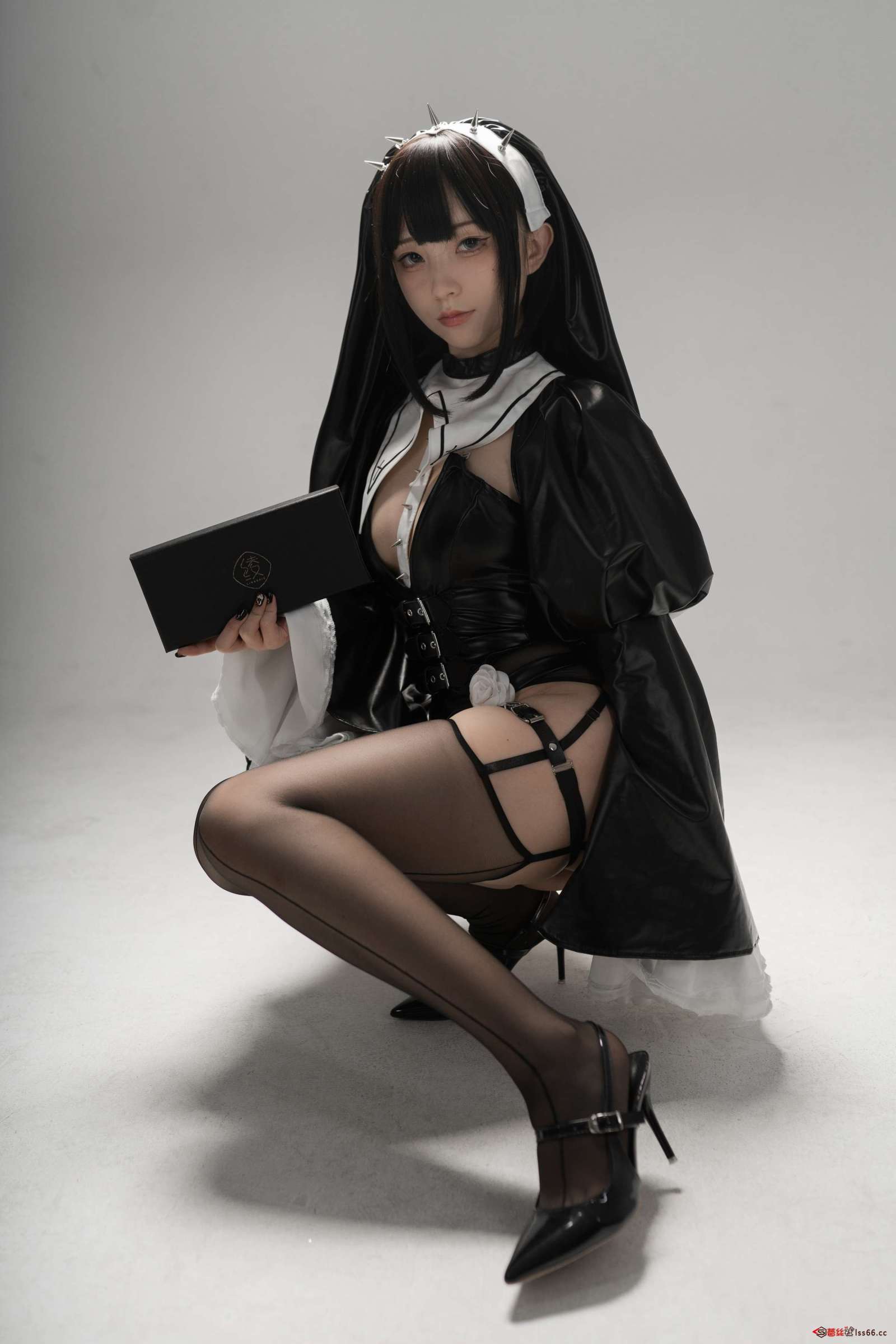https://www.lss77.com/wp-content/uploads/2022/12/37-17-1600x2400.jpg