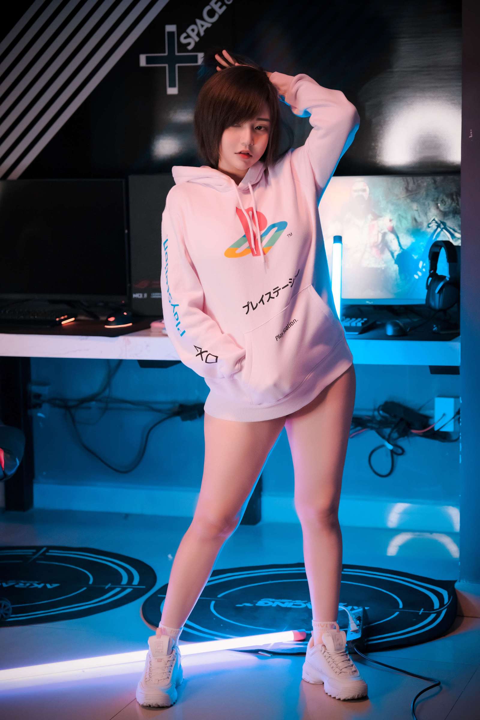 https://www.lss77.com/wp-content/uploads/2022/12/6-47-1600x2400.jpg
