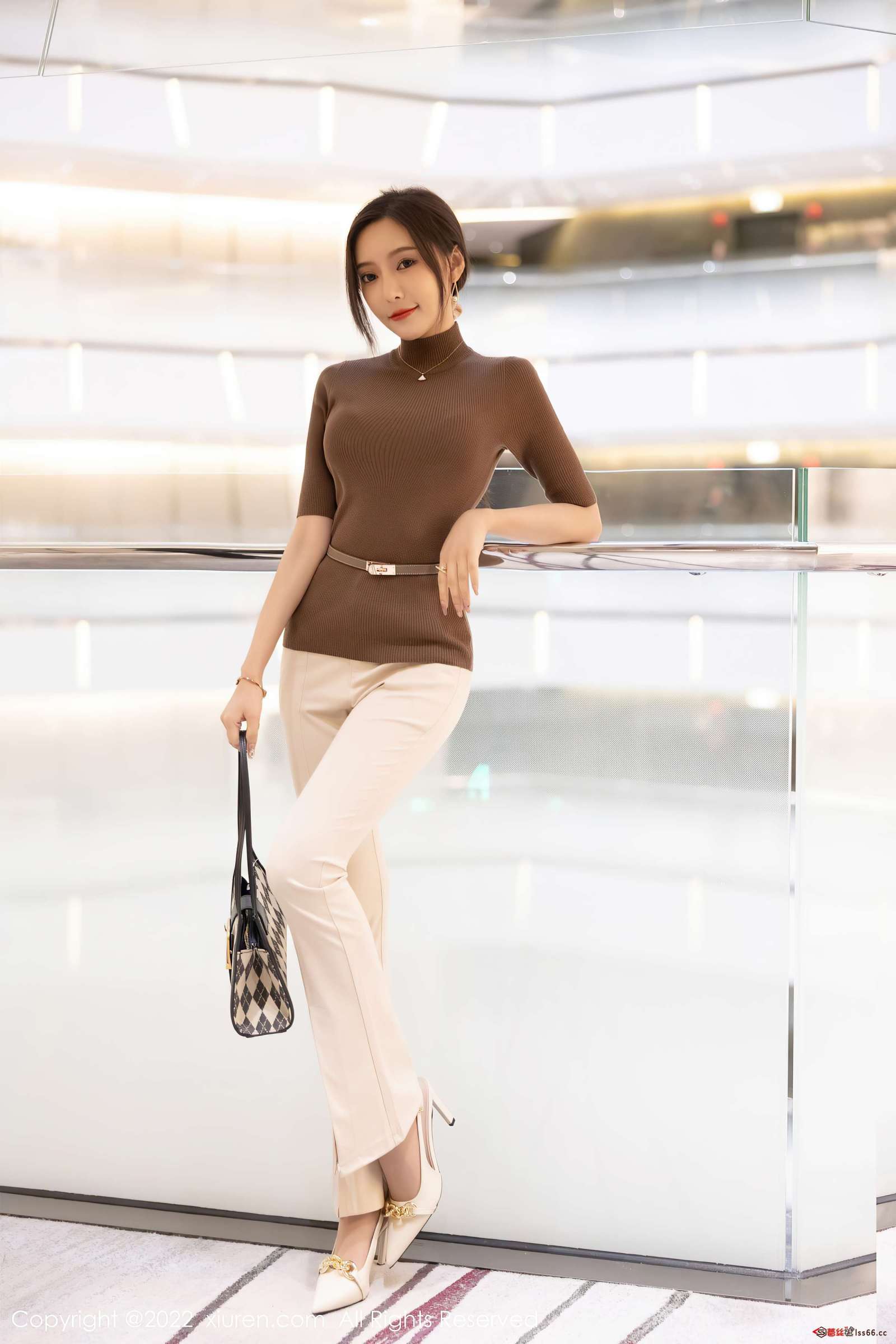 https://www.lss77.com/wp-content/uploads/2023/01/1673414537-25bbdcd06c32d47-1600x2400.jpg