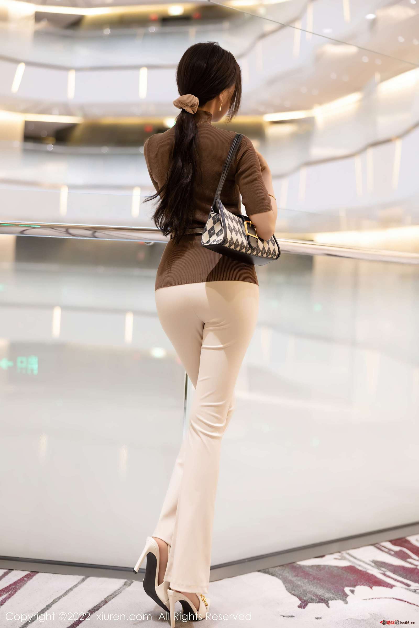 https://www.lss77.com/wp-content/uploads/2023/01/1673414574-fcd04e26e900e94-1600x2400.jpg