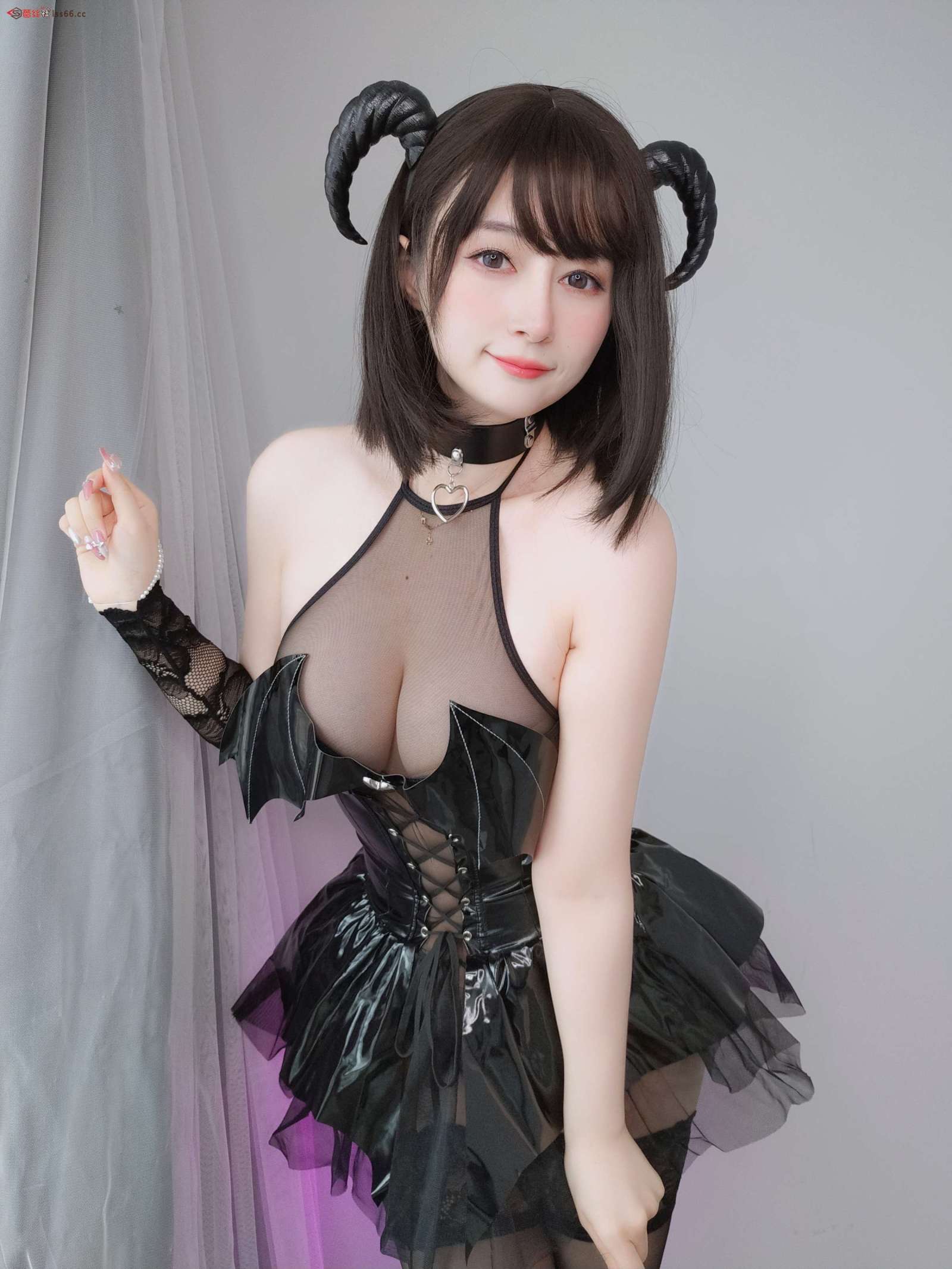 https://www.lss77.com/wp-content/uploads/2023/01/1673509583-3fe94a002317b5f-1600x2133.jpg