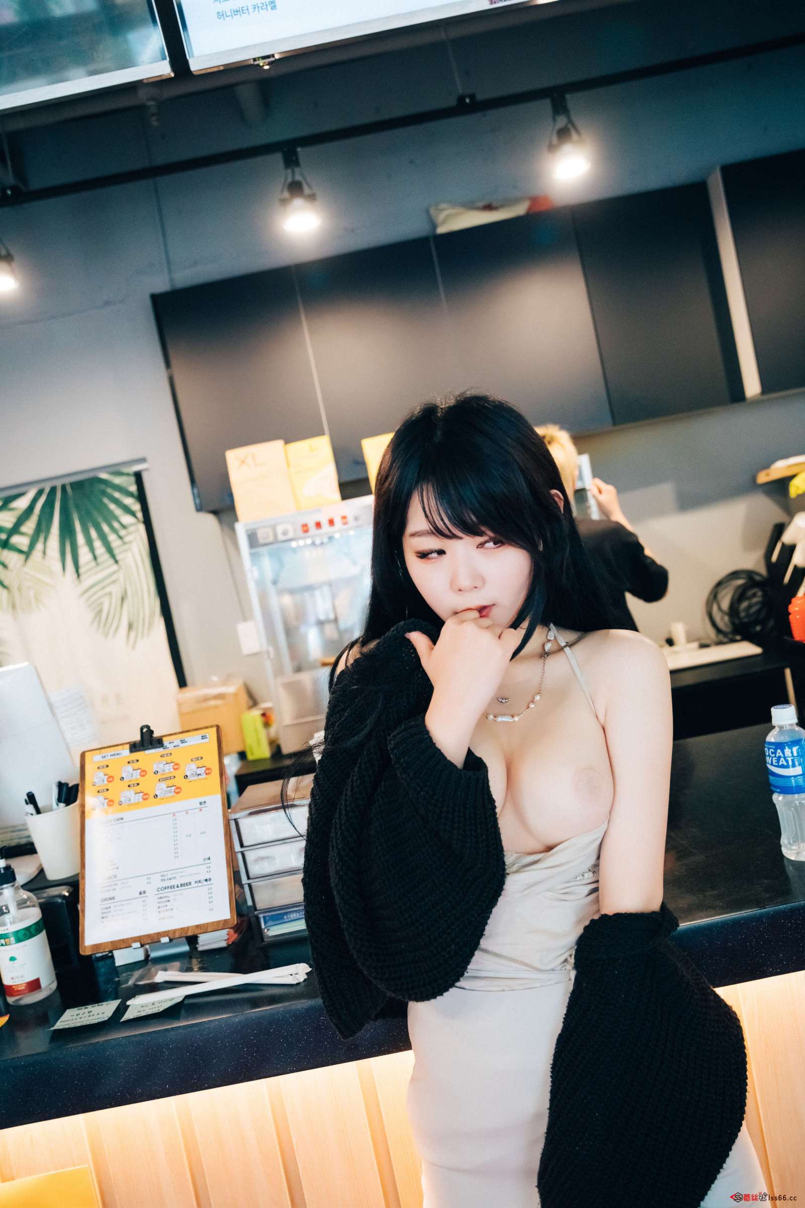 https://www.lss77.com/wp-content/uploads/2023/01/1673522607-70efdf2ec9b0860-1600x2400.jpg