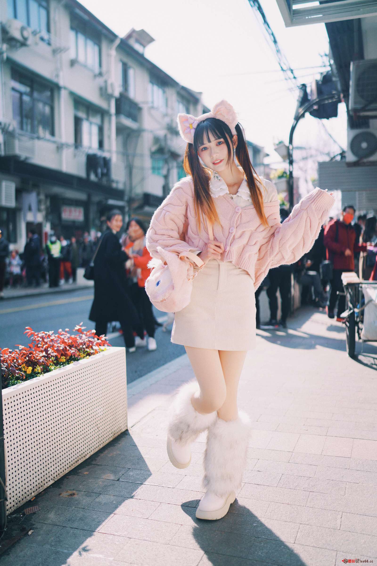 https://www.lss77.com/wp-content/uploads/2023/01/1673614207-d2490f048dc3b77-1600x2400.jpg