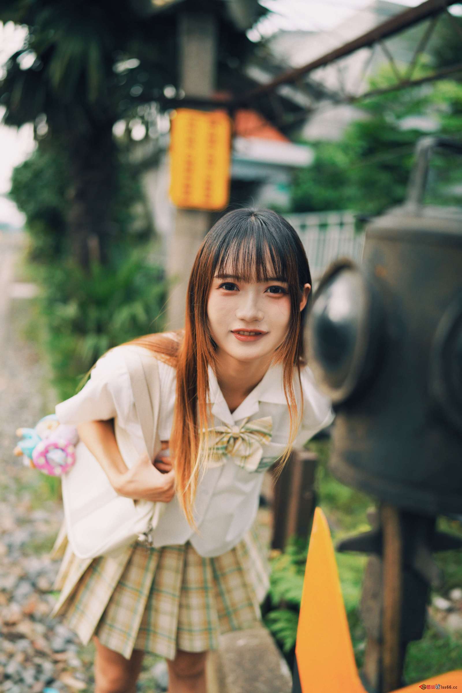 https://www.lss77.com/wp-content/uploads/2023/01/1673694638-e88a49bccde359f-1600x2400.jpg