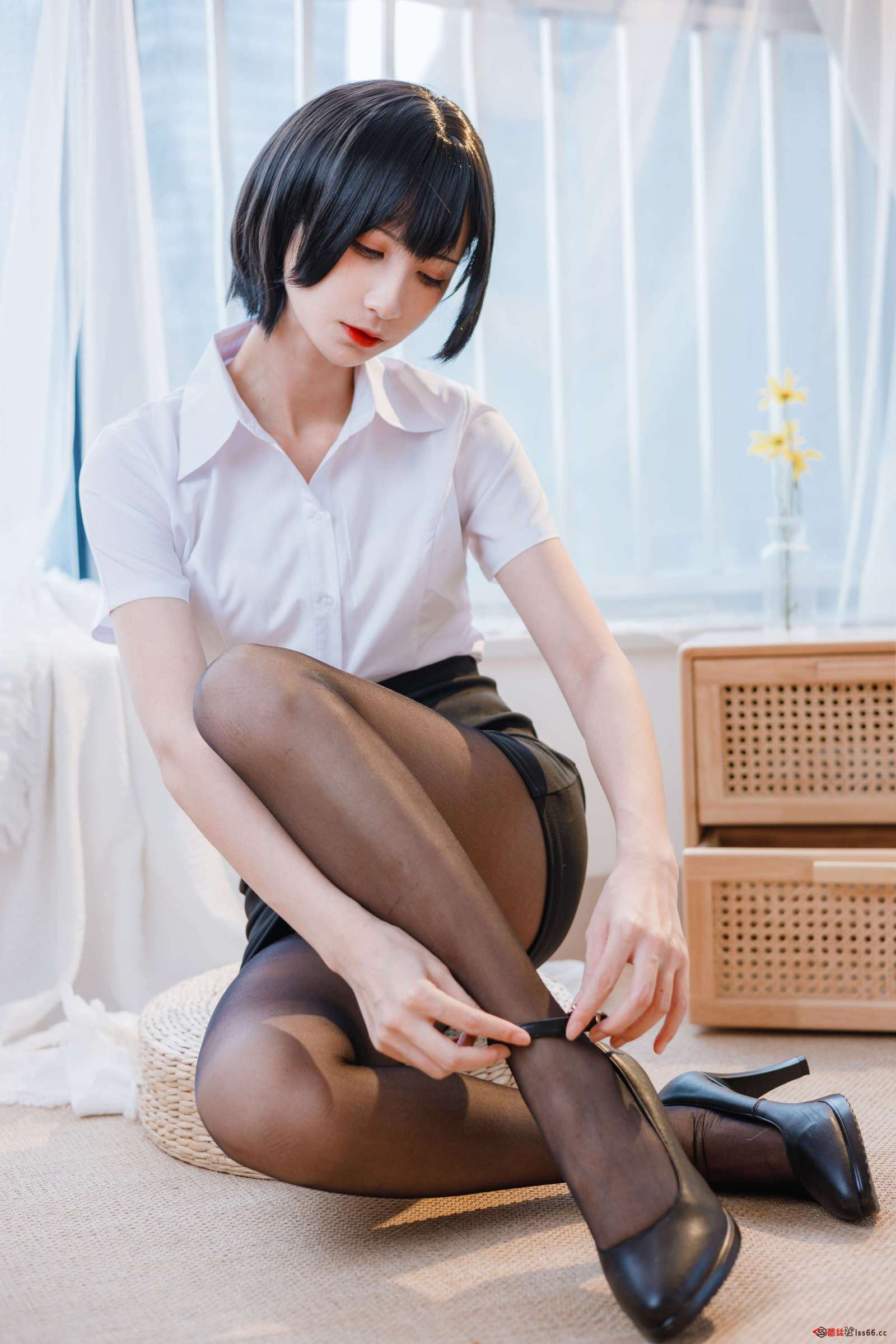 https://www.lss77.com/wp-content/uploads/2023/01/1674321169-e88a49bccde359f-1600x2400.jpg