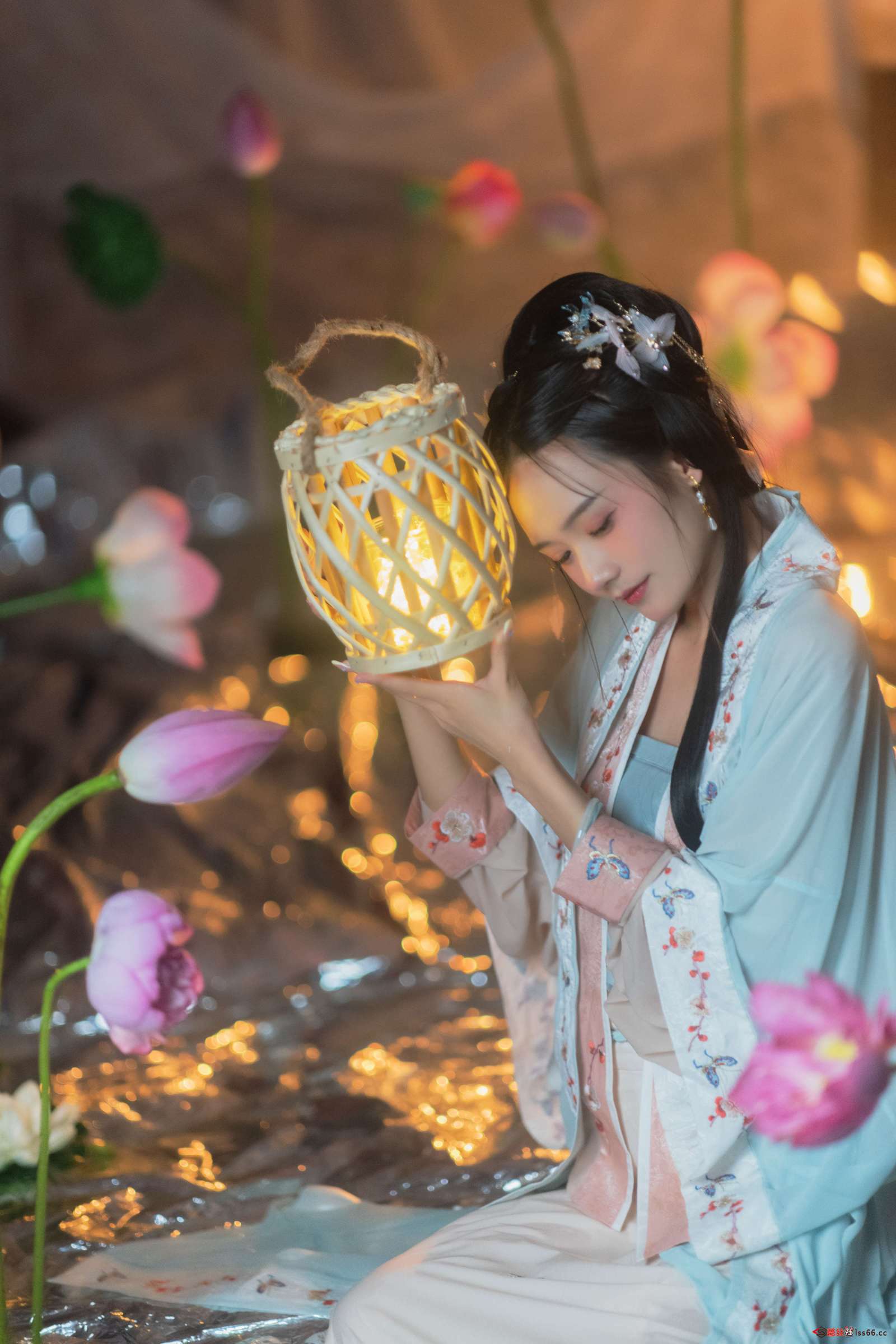https://www.lss77.com/wp-content/uploads/2023/01/1674843702-ecee596a242de13-1600x2400.jpg