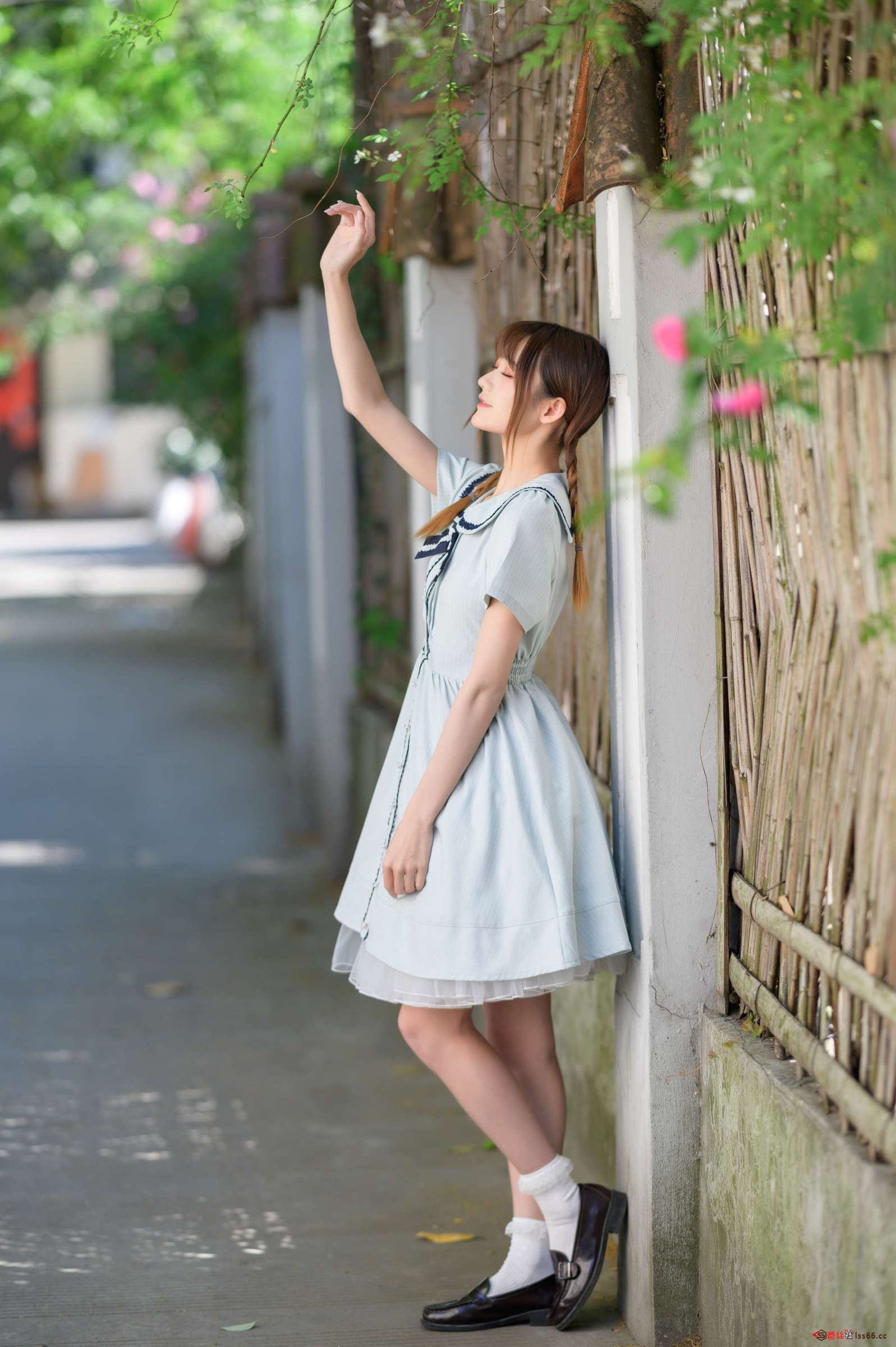 https://www.lss77.com/wp-content/uploads/2023/01/1674843729-096ec814d2392f3-1597x2400.jpg