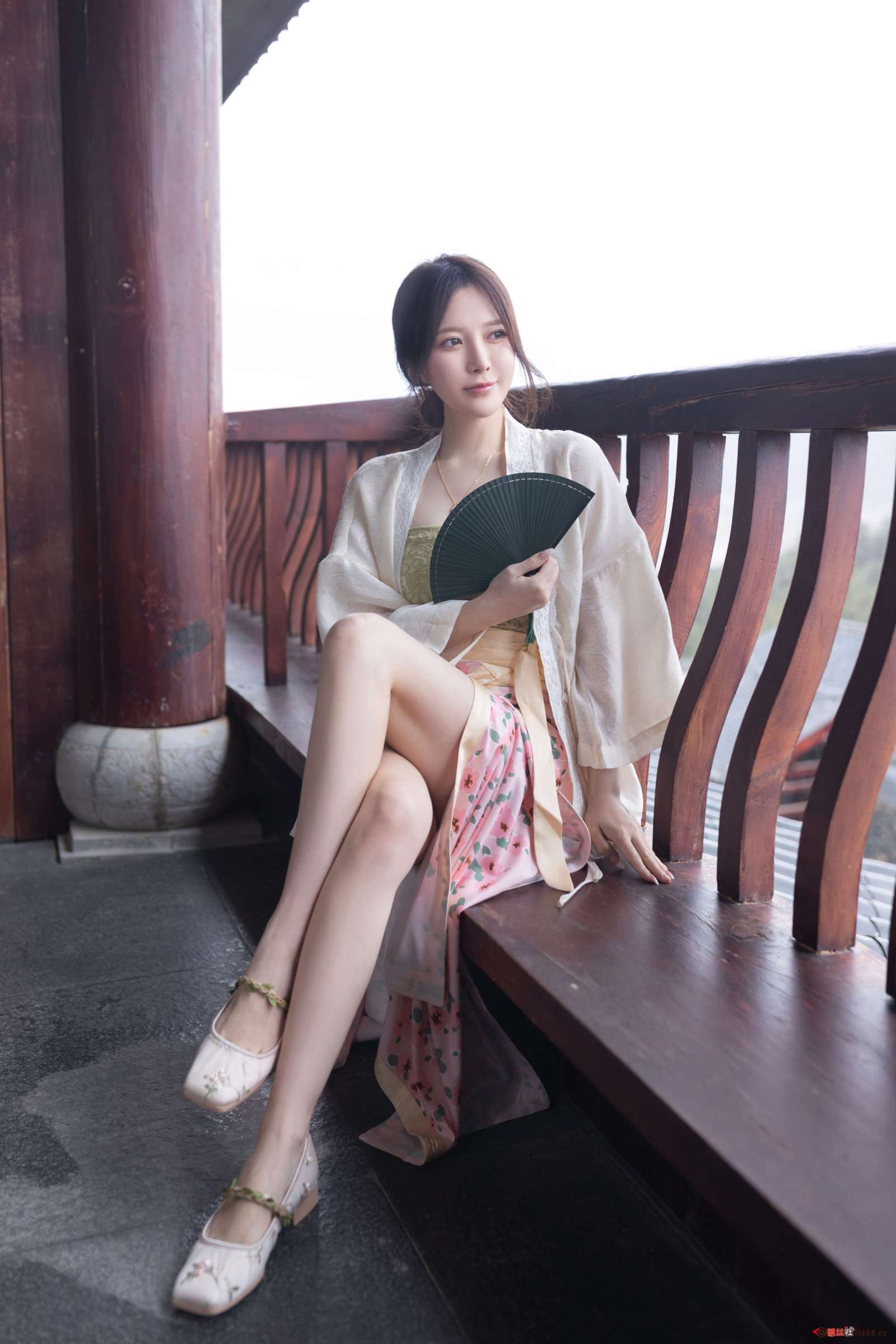 https://www.lss77.com/wp-content/uploads/2023/02/1675405540-dc5c7986daef50c-1600x2400.jpg