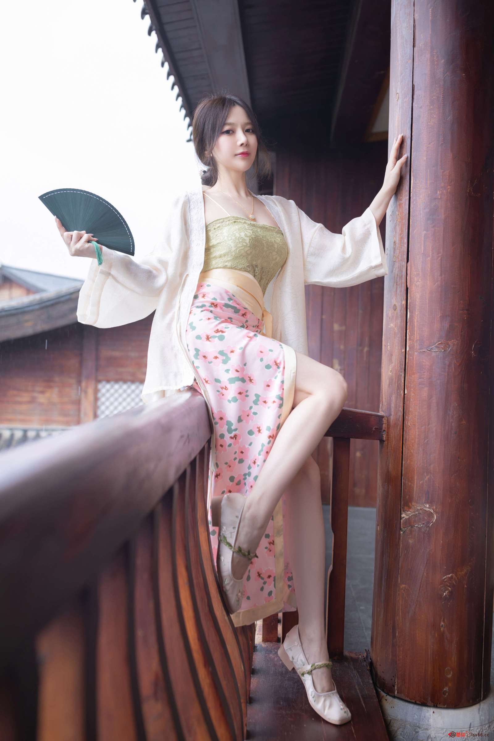 https://www.lss77.com/wp-content/uploads/2023/02/1675405828-9c3ce93643ed685-1600x2400.jpg