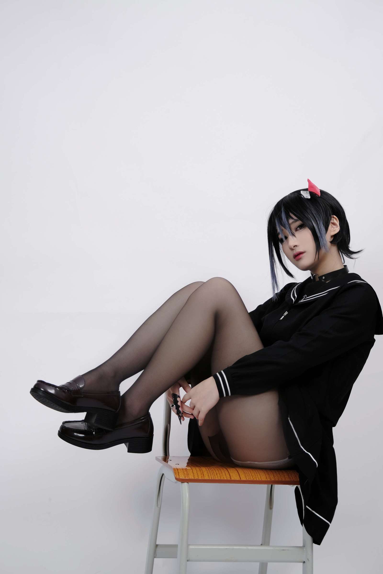 https://www.lss77.com/wp-content/uploads/2023/02/1675871552-2ebe25dd3a566f3-1600x2400.jpg