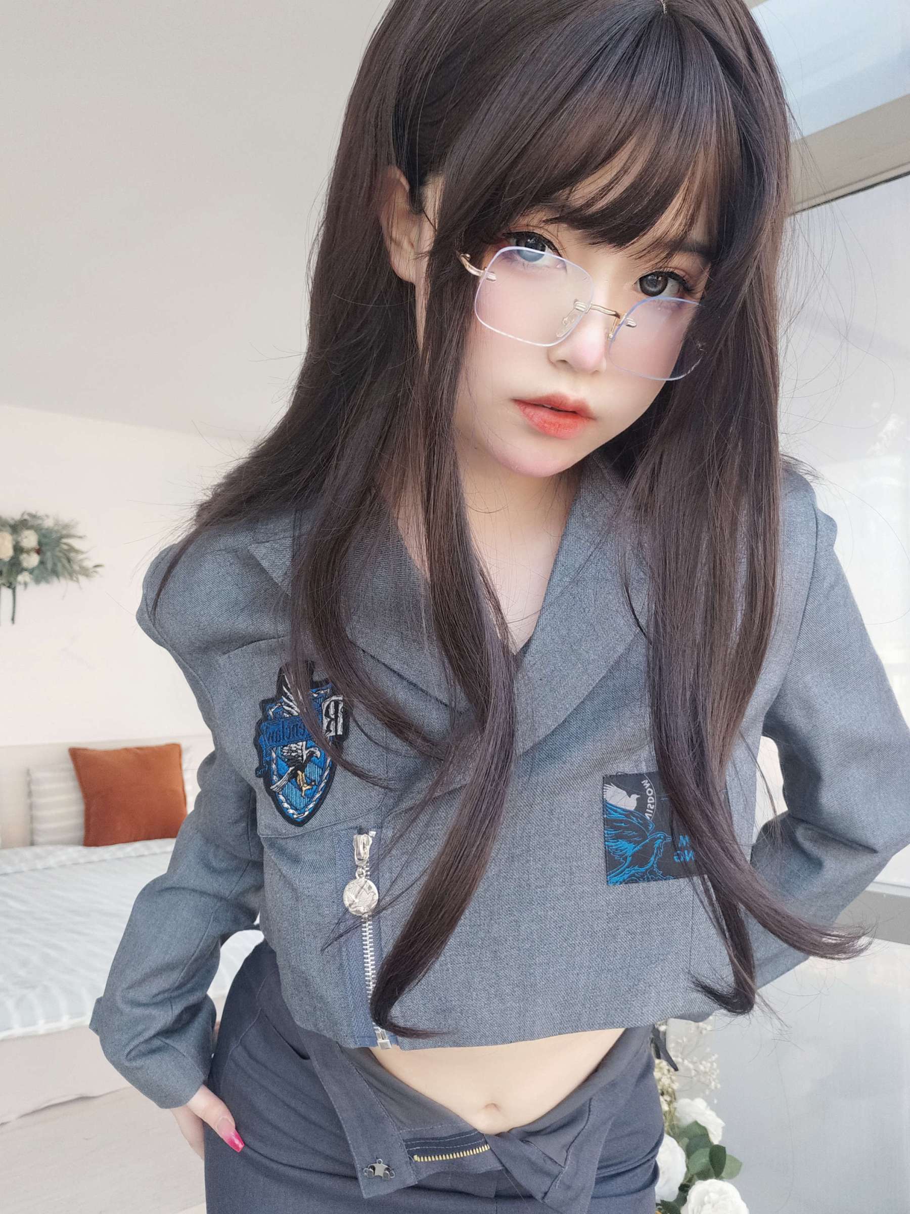 https://www.lss77.com/wp-content/uploads/2023/02/1675878390-fcd04e26e900e94-1800x2400.jpg