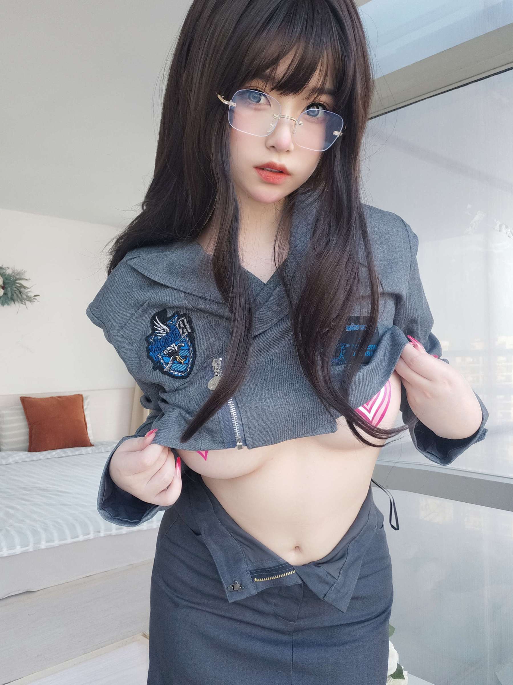 https://www.lss77.com/wp-content/uploads/2023/02/1675878405-95b09698fda1f64-1799x2400.jpg