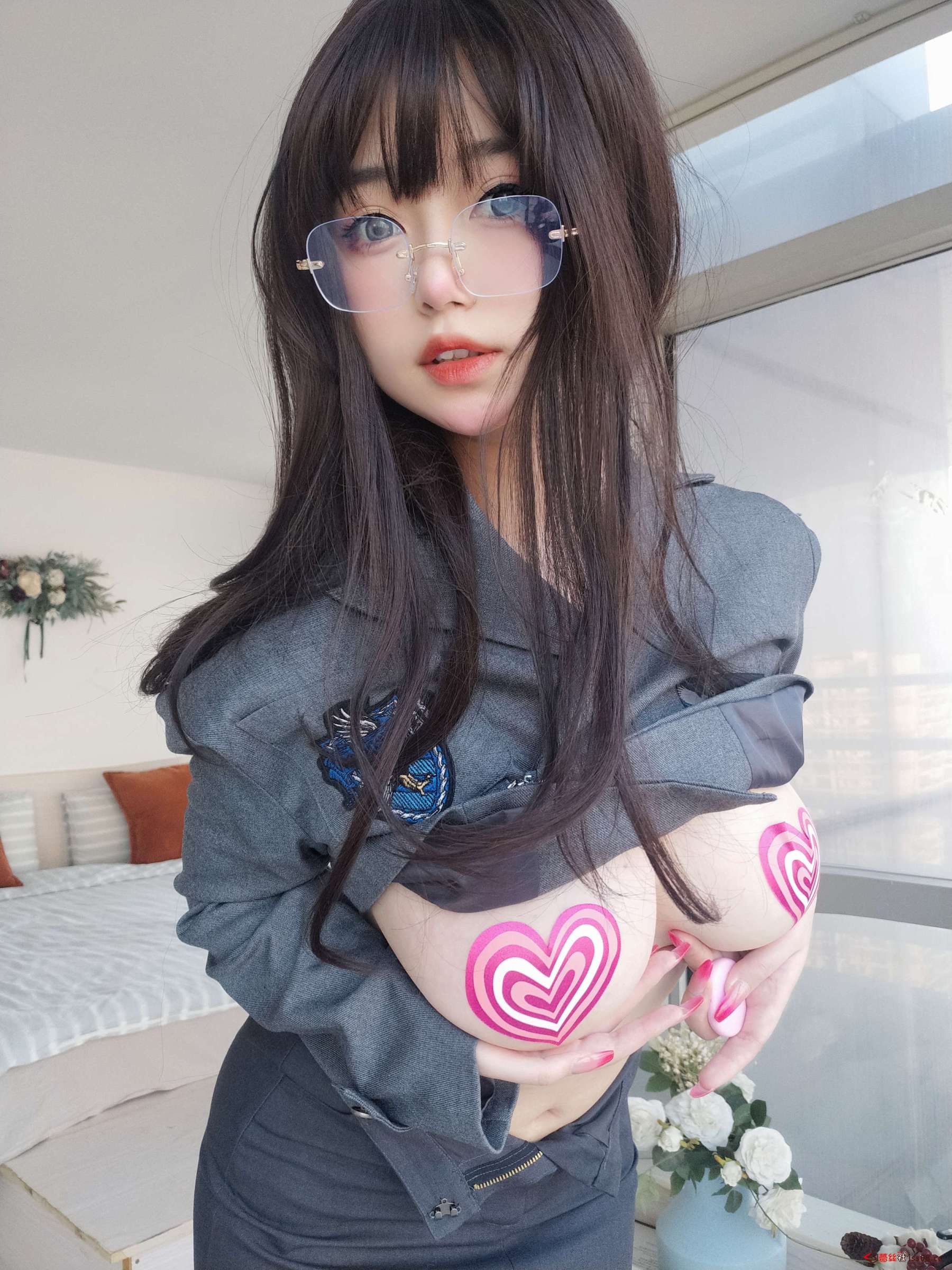 https://www.lss77.com/wp-content/uploads/2023/02/1675878590-c3f484315c27d75-1800x2400.jpg