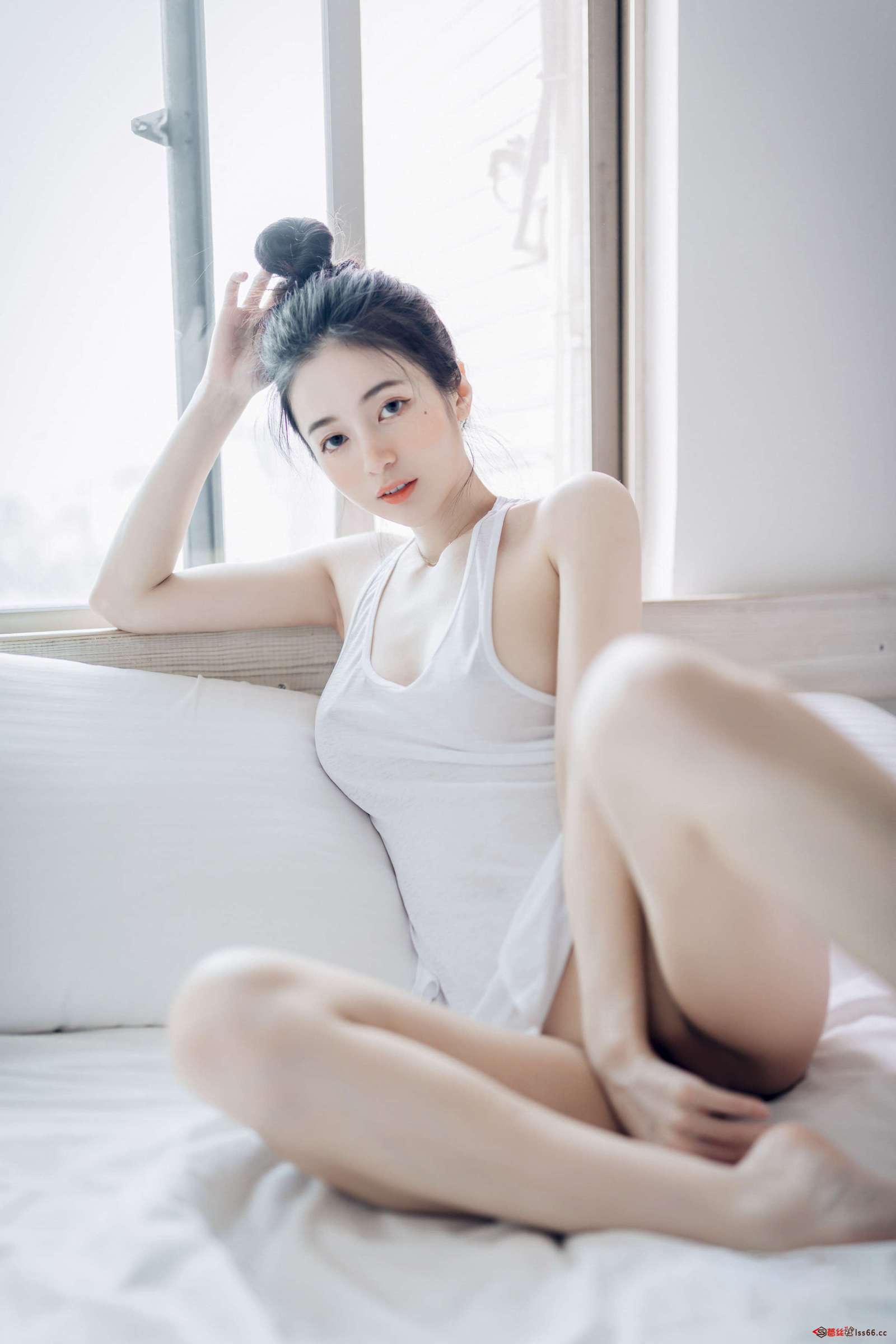 https://www.lss77.com/wp-content/uploads/2023/02/1676135171-c9e1074f5b3f9fc-1600x2400.jpg