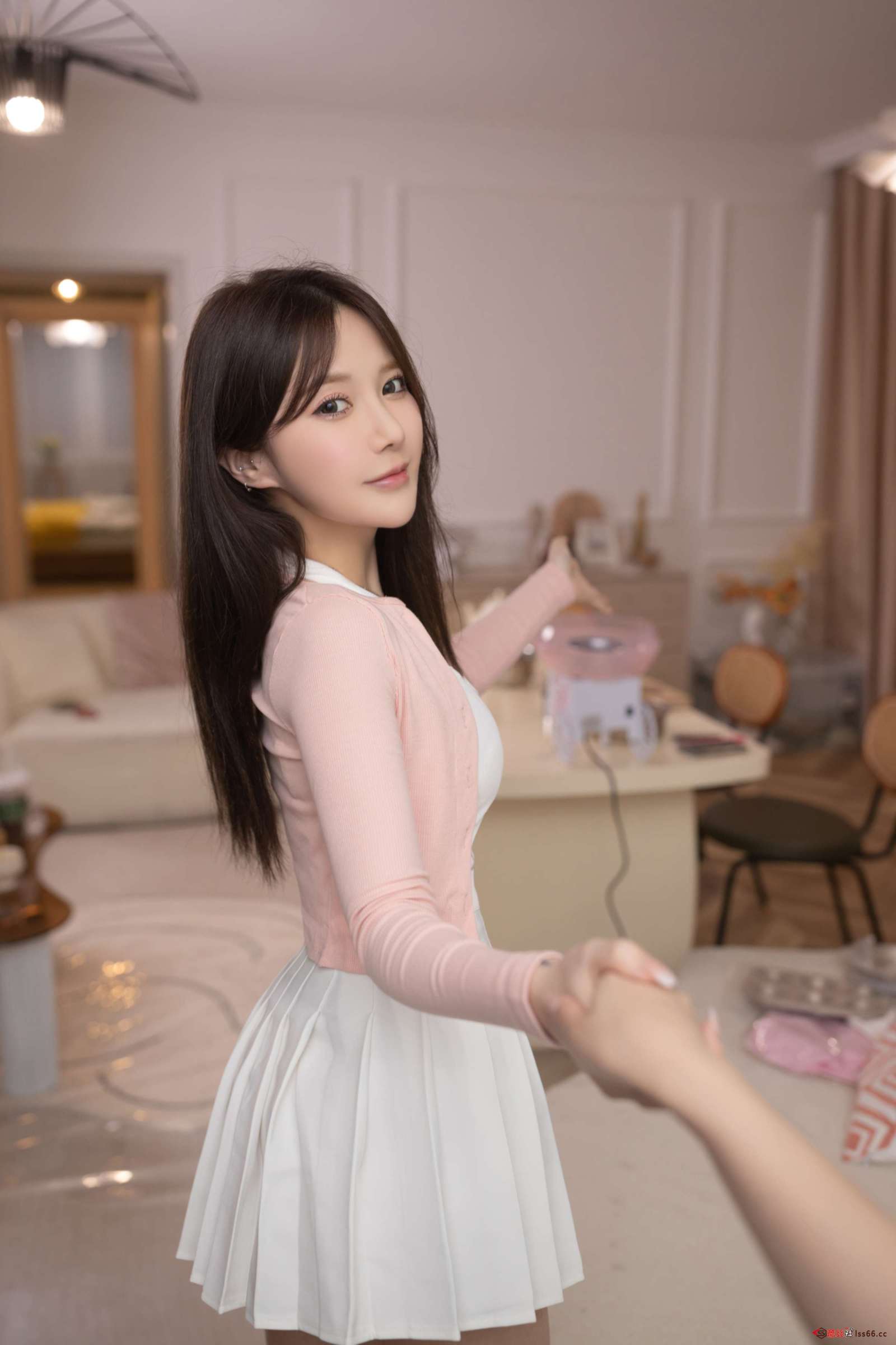 https://www.lss77.com/wp-content/uploads/2023/02/1676136942-93dd4de5cddba2c-1600x2400.jpg