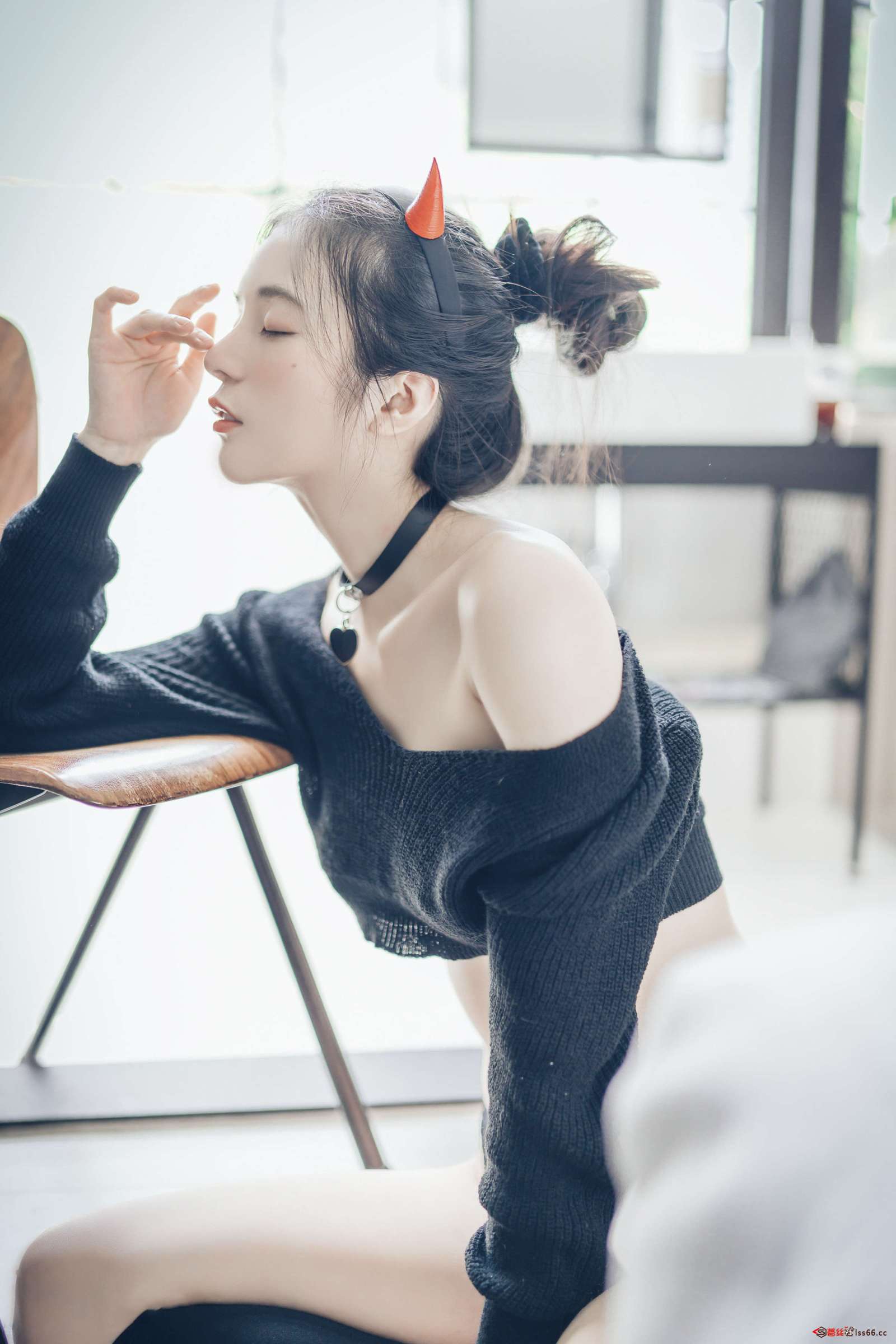 https://www.lss77.com/wp-content/uploads/2023/02/1676388544-2c62105ee18ecd5-1600x2400.jpg