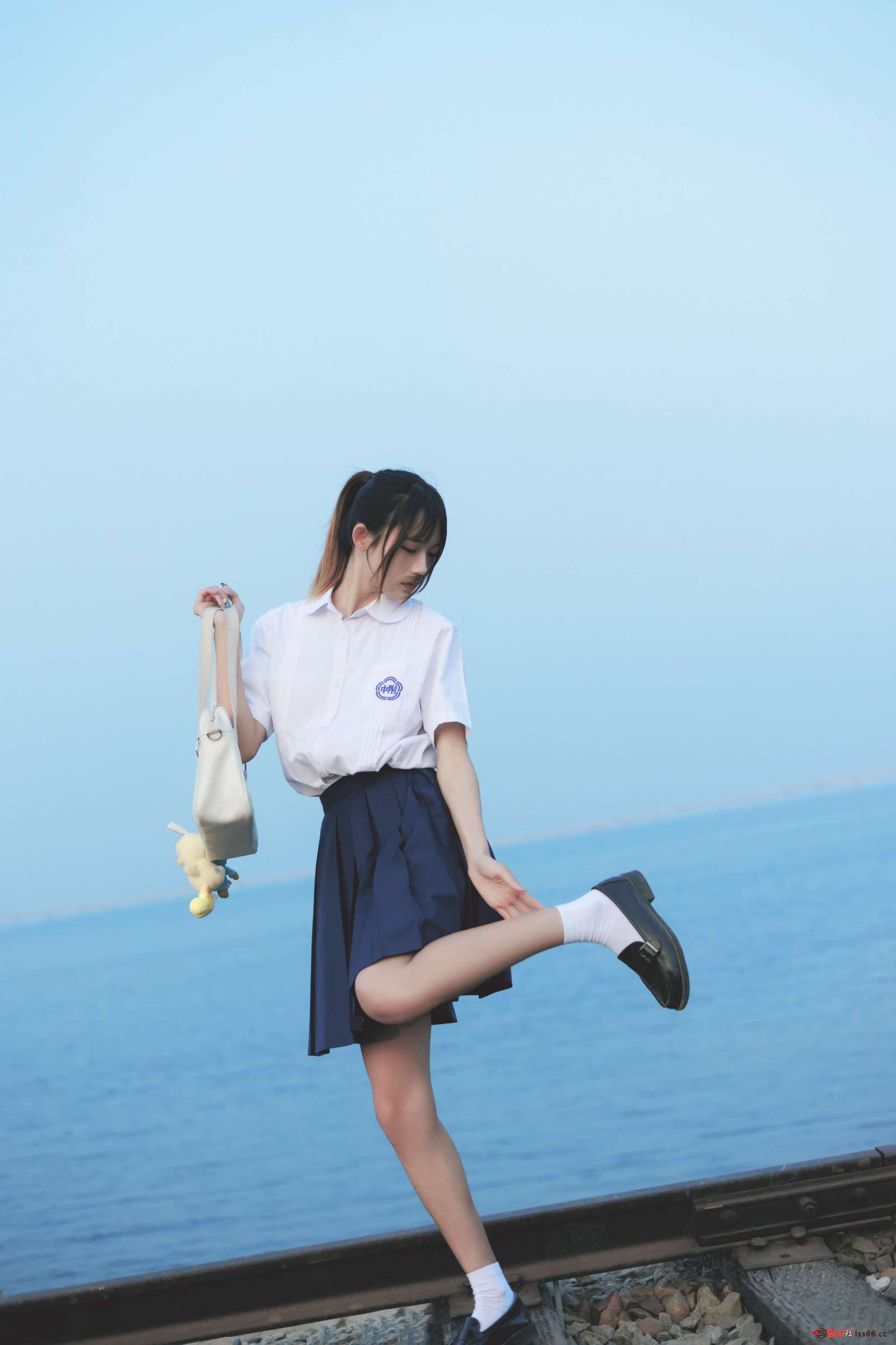 https://www.lss77.com/wp-content/uploads/2023/02/1676463080-ae2bac2e4b4da80-1600x2400.jpg