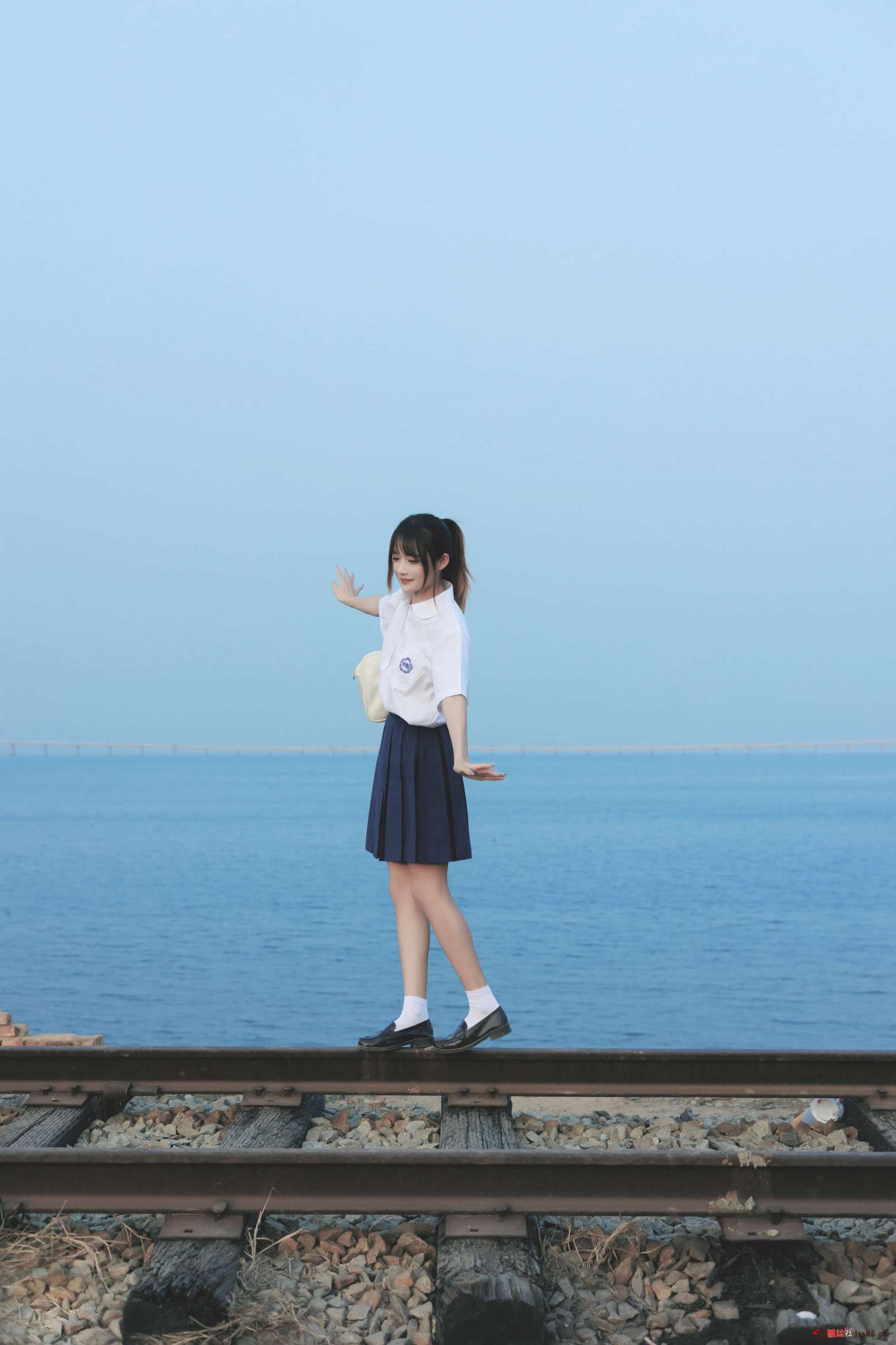 https://www.lss77.com/wp-content/uploads/2023/02/1676463405-3c0d8d9b8a1bdd4-1600x2400.jpg