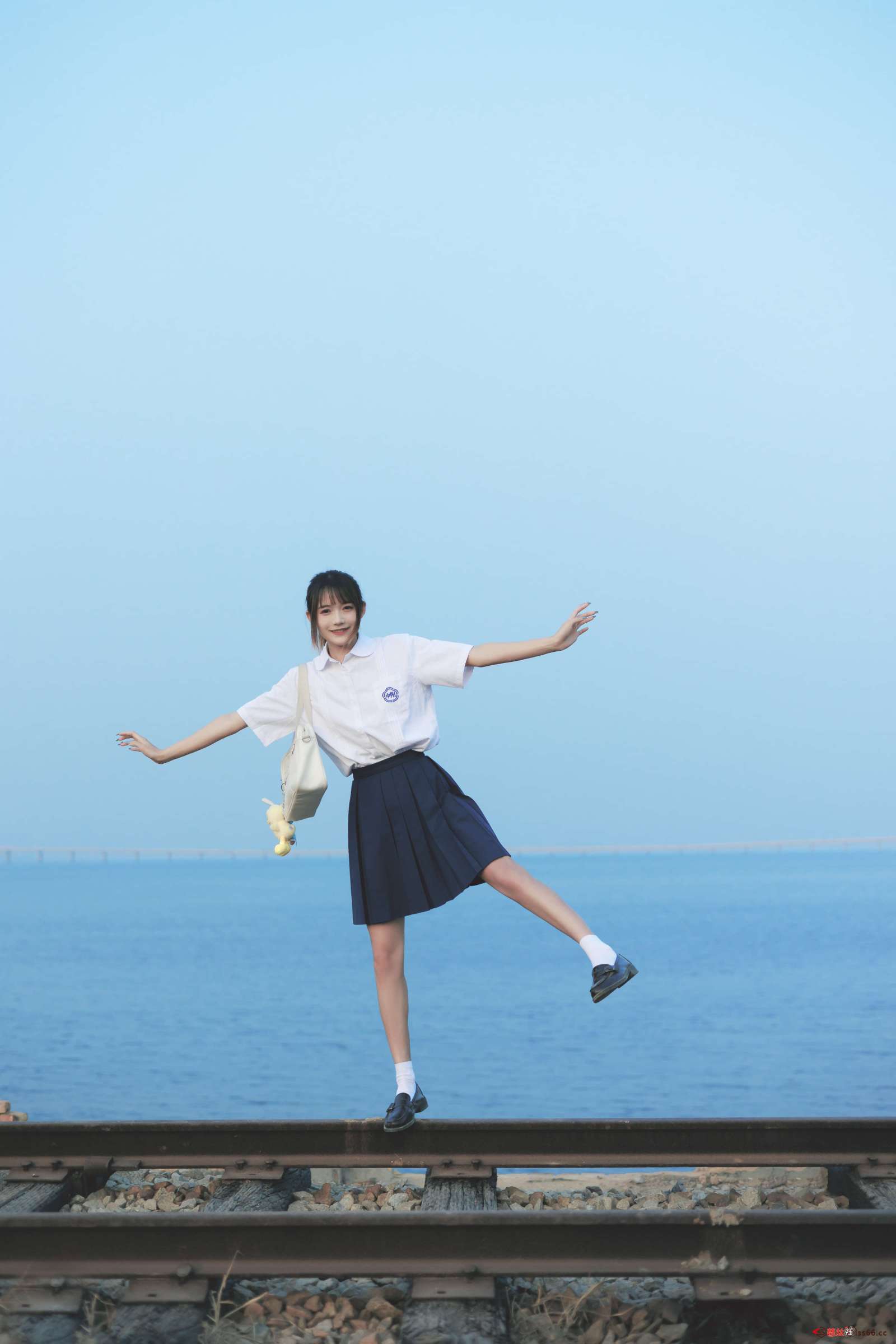 https://www.lss77.com/wp-content/uploads/2023/02/1676463611-28851508796a4b9-1600x2400.jpg