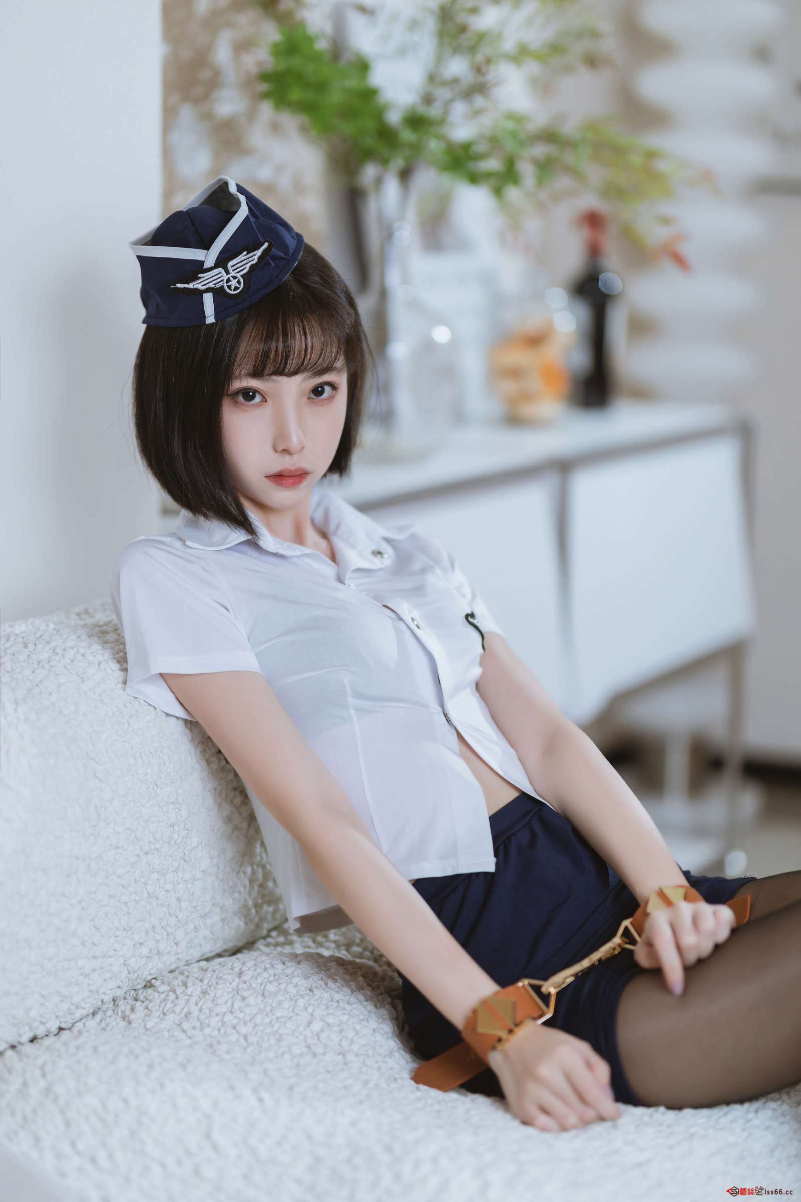 https://www.lss77.com/wp-content/uploads/2023/02/1676463718-c3f484315c27d75-1600x2400.jpg