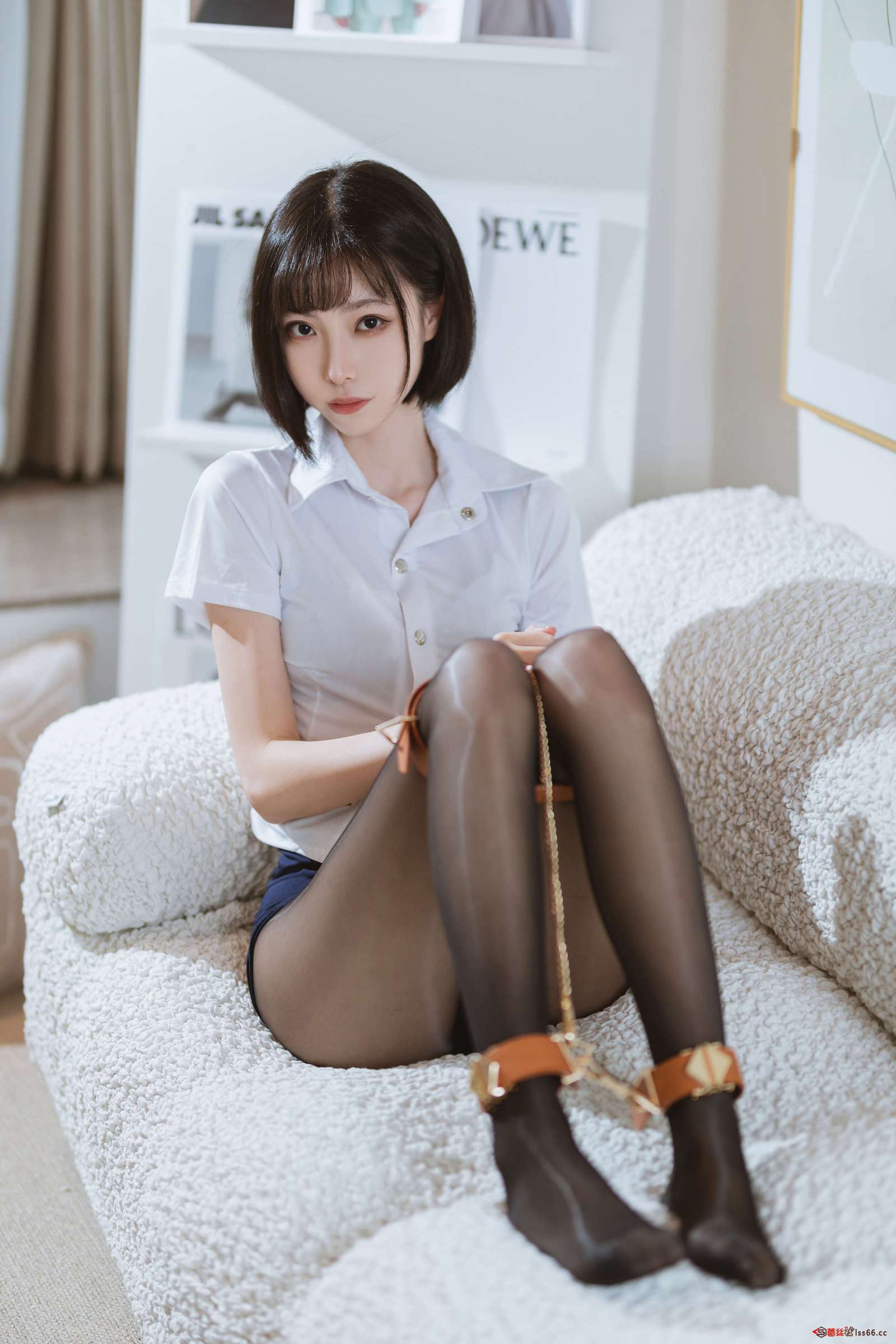 https://www.lss77.com/wp-content/uploads/2023/02/1676463814-aecdffd6ed3edae-1600x2400.jpg