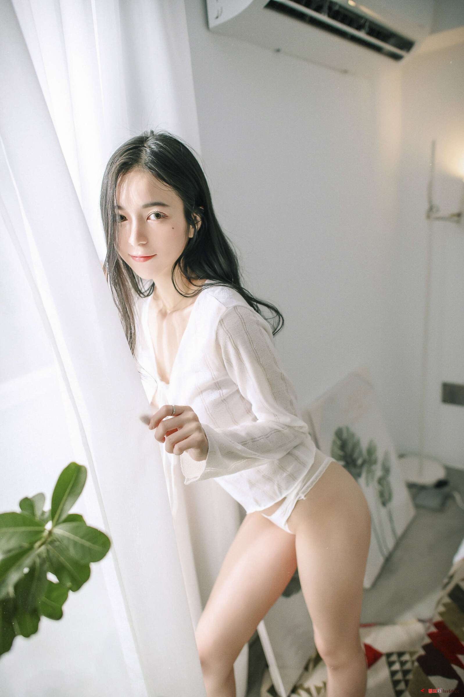 https://www.lss77.com/wp-content/uploads/2023/02/1676478194-540bd55a2cf295b-1597x2400.jpg