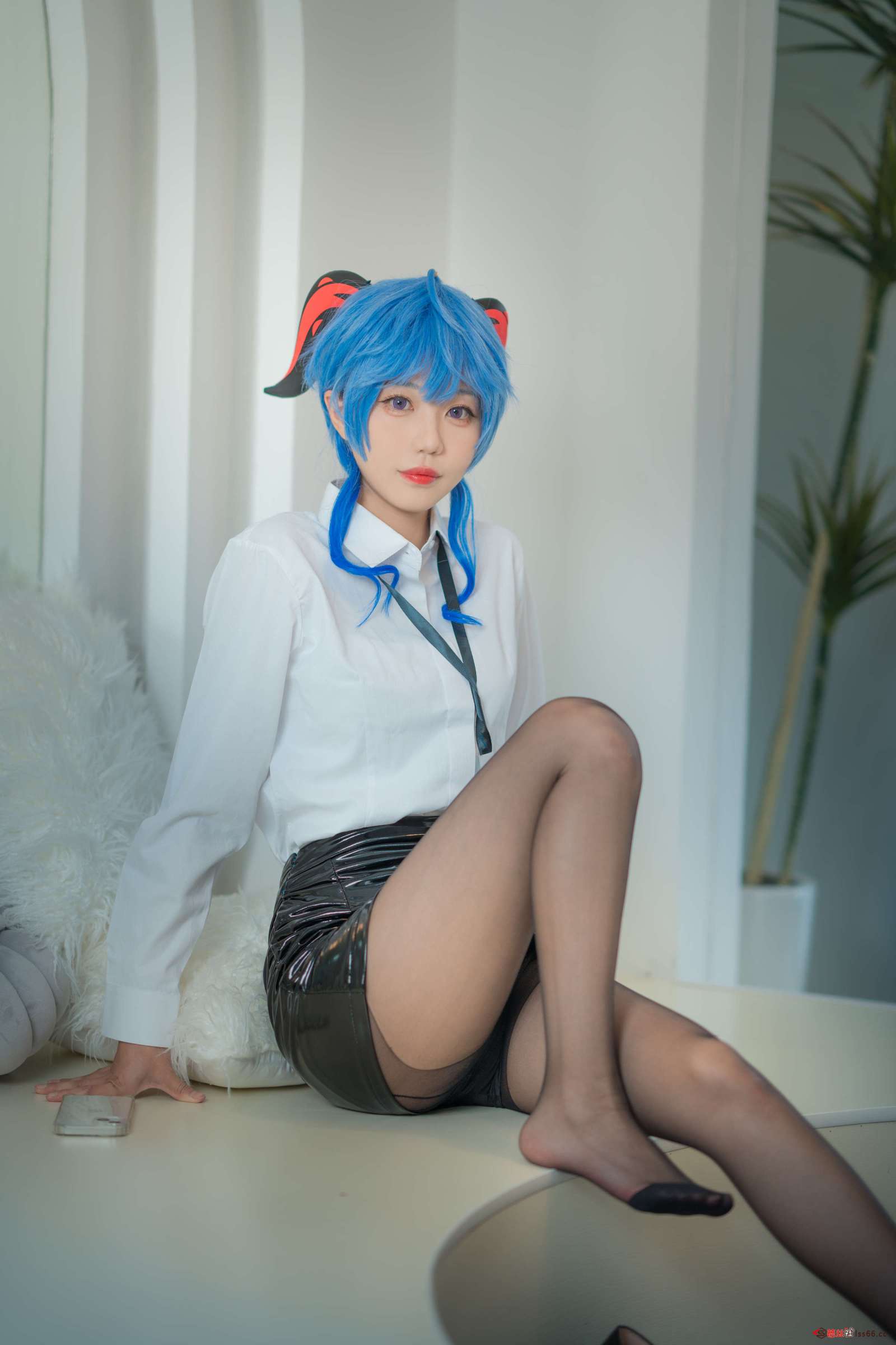 https://www.lss77.com/wp-content/uploads/2023/02/1676478285-c3f484315c27d75-1600x2400.jpg