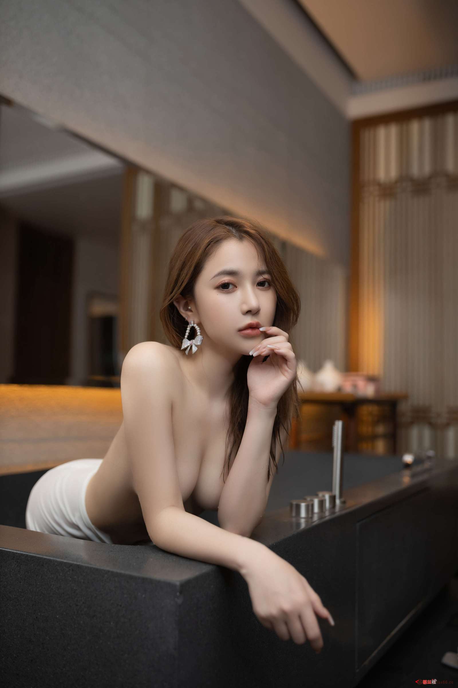 https://www.lss77.com/wp-content/uploads/2023/02/1676478905-9d4352b8bf376c4-1600x2400.jpg