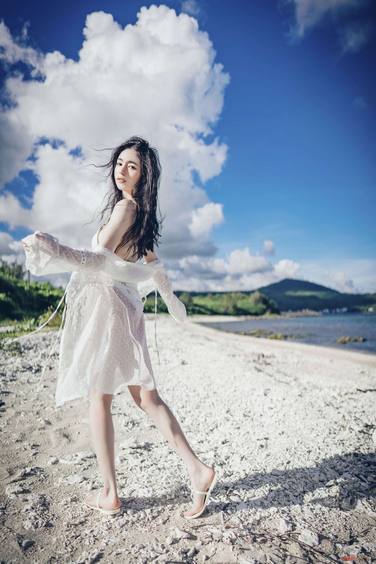https://www.lss77.com/wp-content/uploads/2023/02/1676545531-9c3ce93643ed685-1600x2400.jpg
