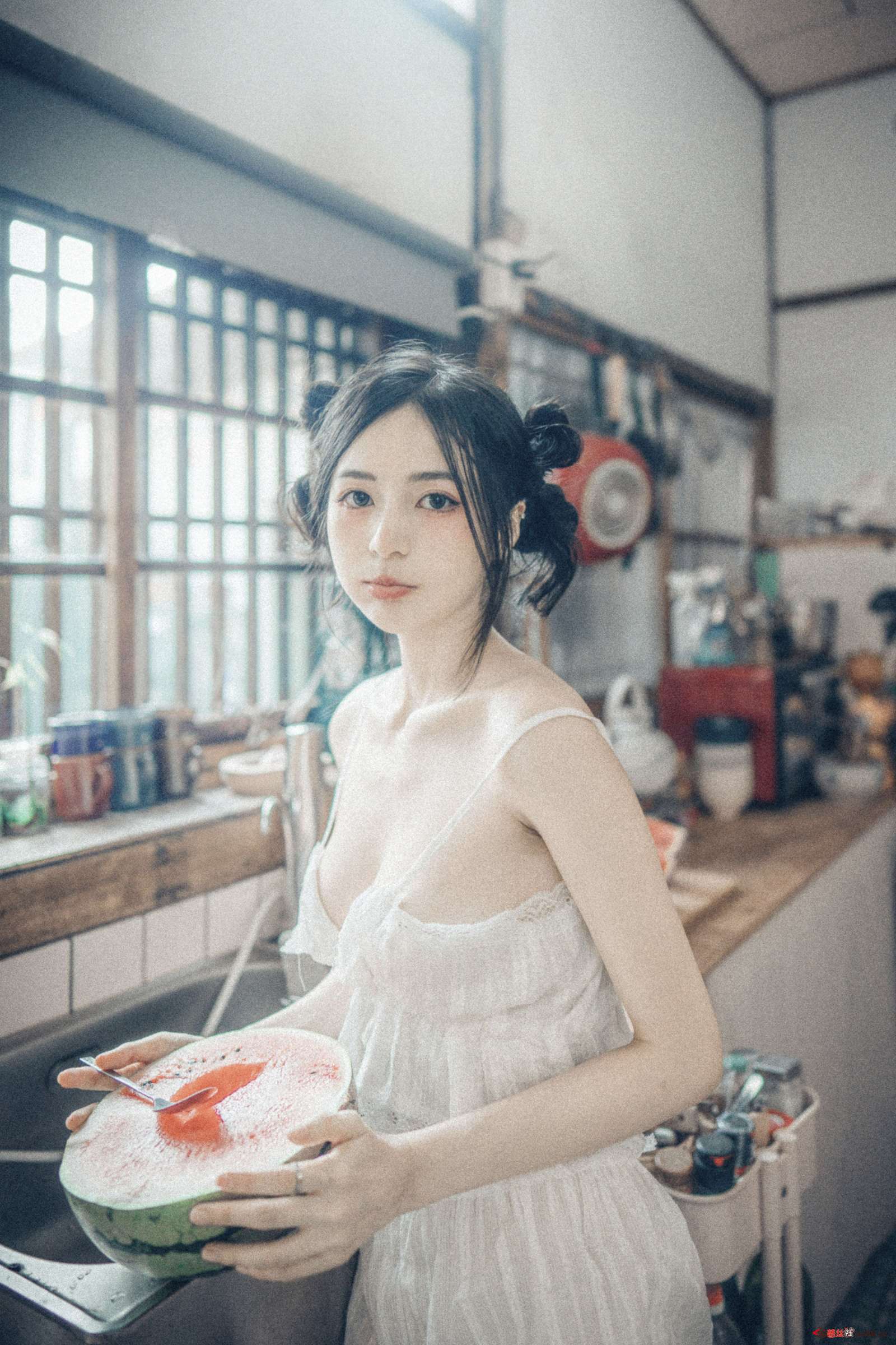 https://www.lss77.com/wp-content/uploads/2023/02/1676545859-5759d9ff2a54eea-1600x2400.jpg