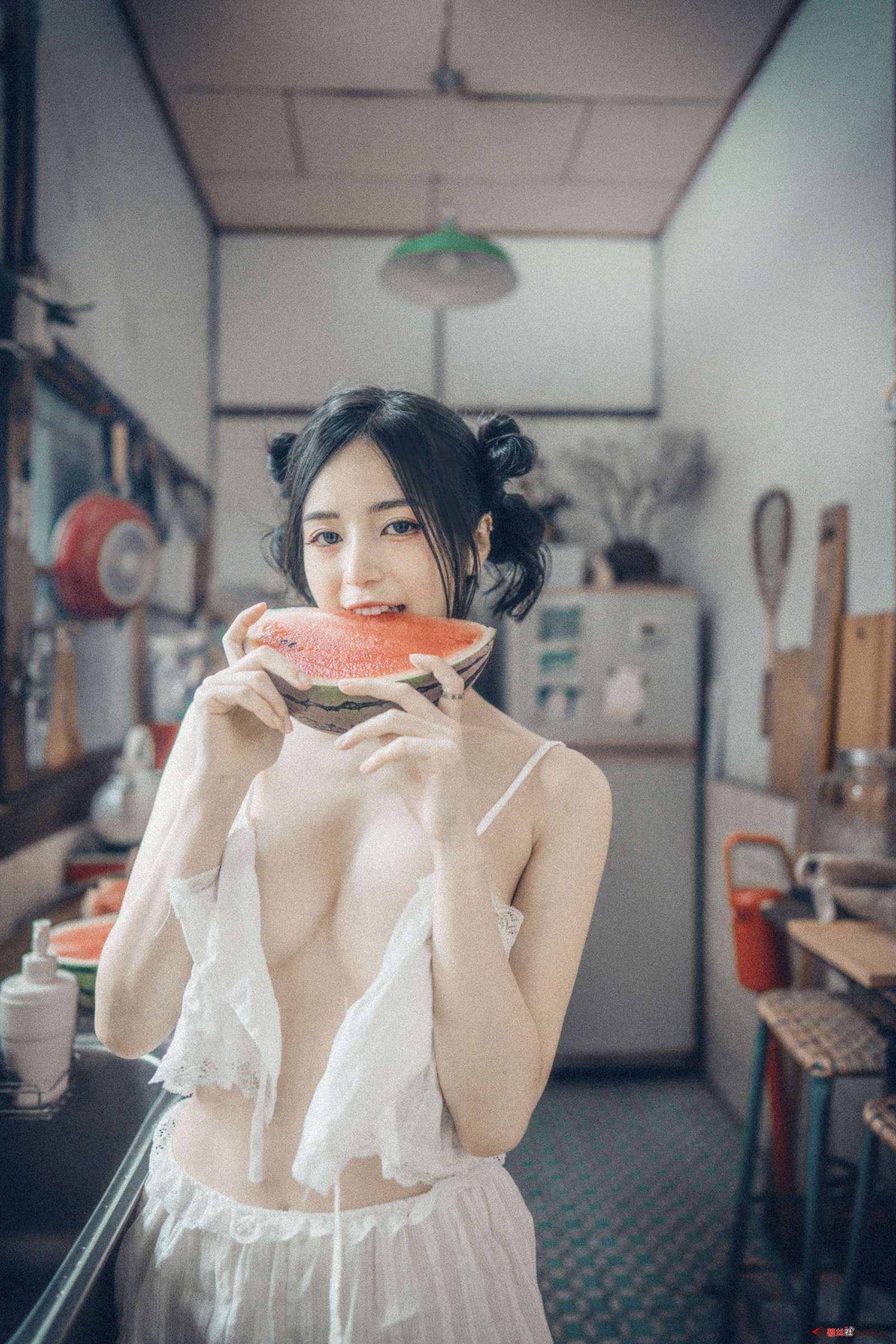 https://www.lss77.com/wp-content/uploads/2023/02/1676545890-e7db56dbec713f0-1600x2400.jpg