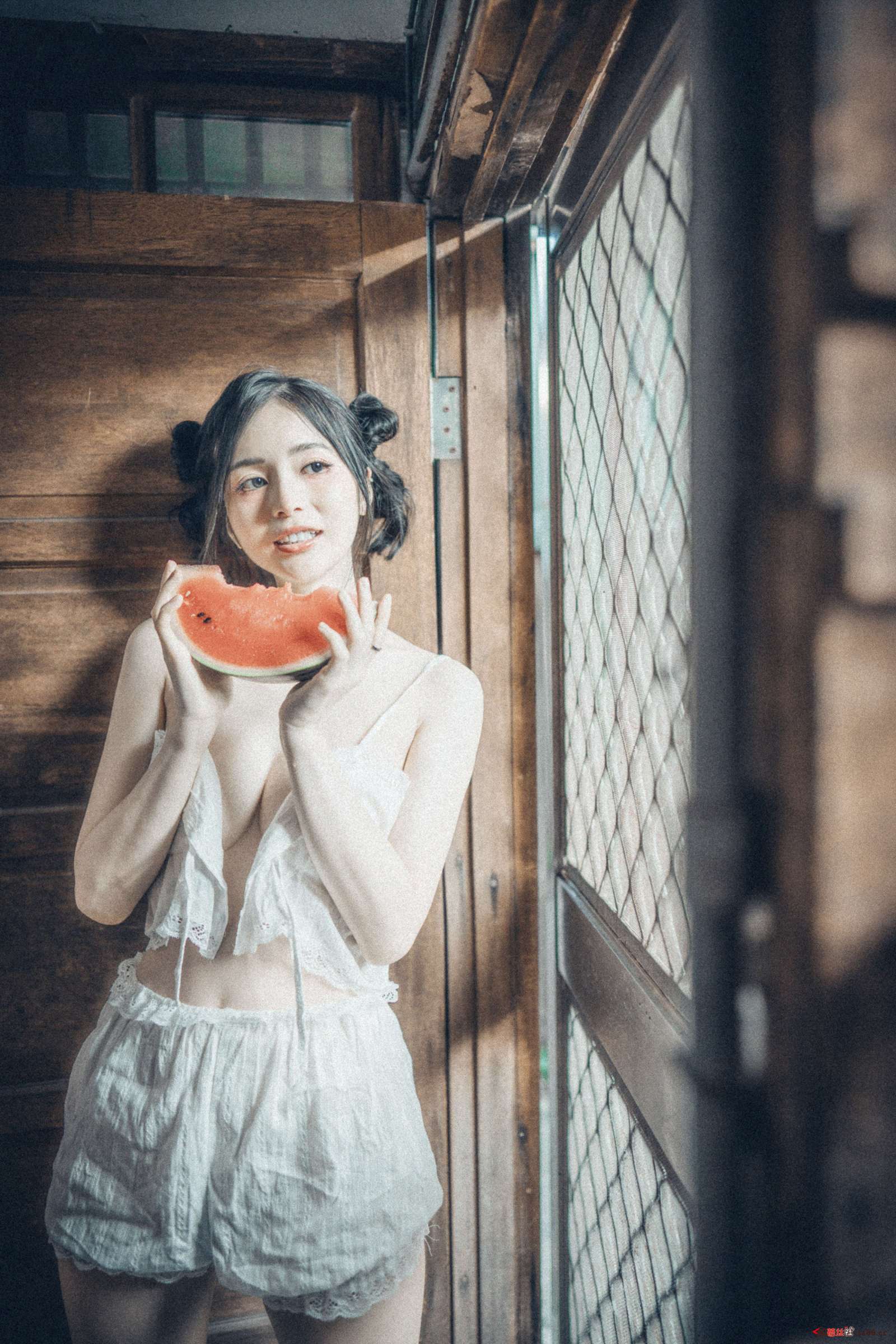 https://www.lss77.com/wp-content/uploads/2023/02/1676545953-275a967a527ef7d-1600x2400.jpg