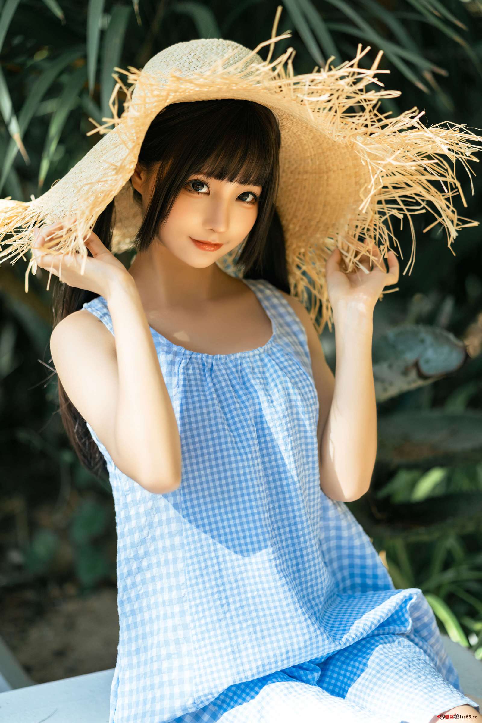https://www.lss77.com/wp-content/uploads/2023/02/1676787162-93dd4de5cddba2c-1600x2400.jpg
